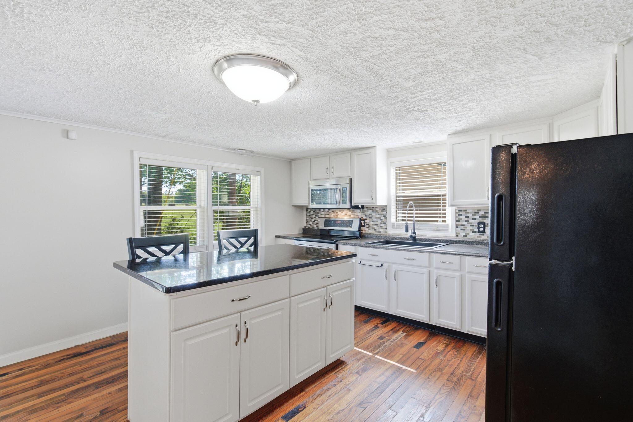 1418 Old Railroad Road Property Photo 10