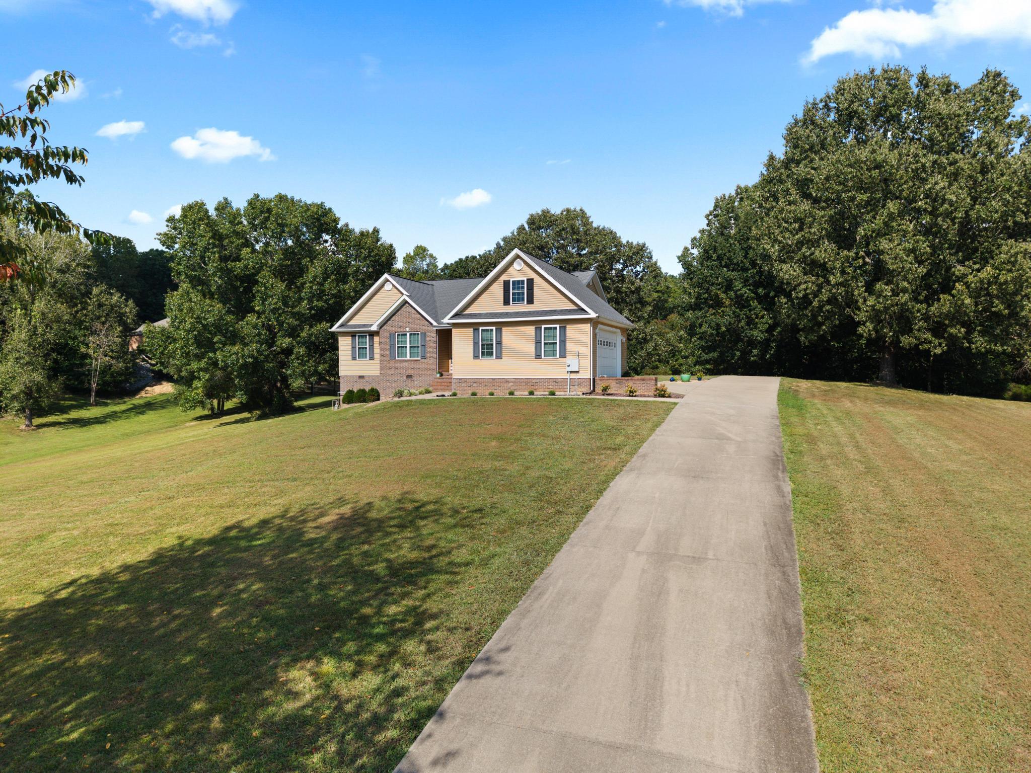 310 Rock Bowl Spring Drive Property Photo 4
