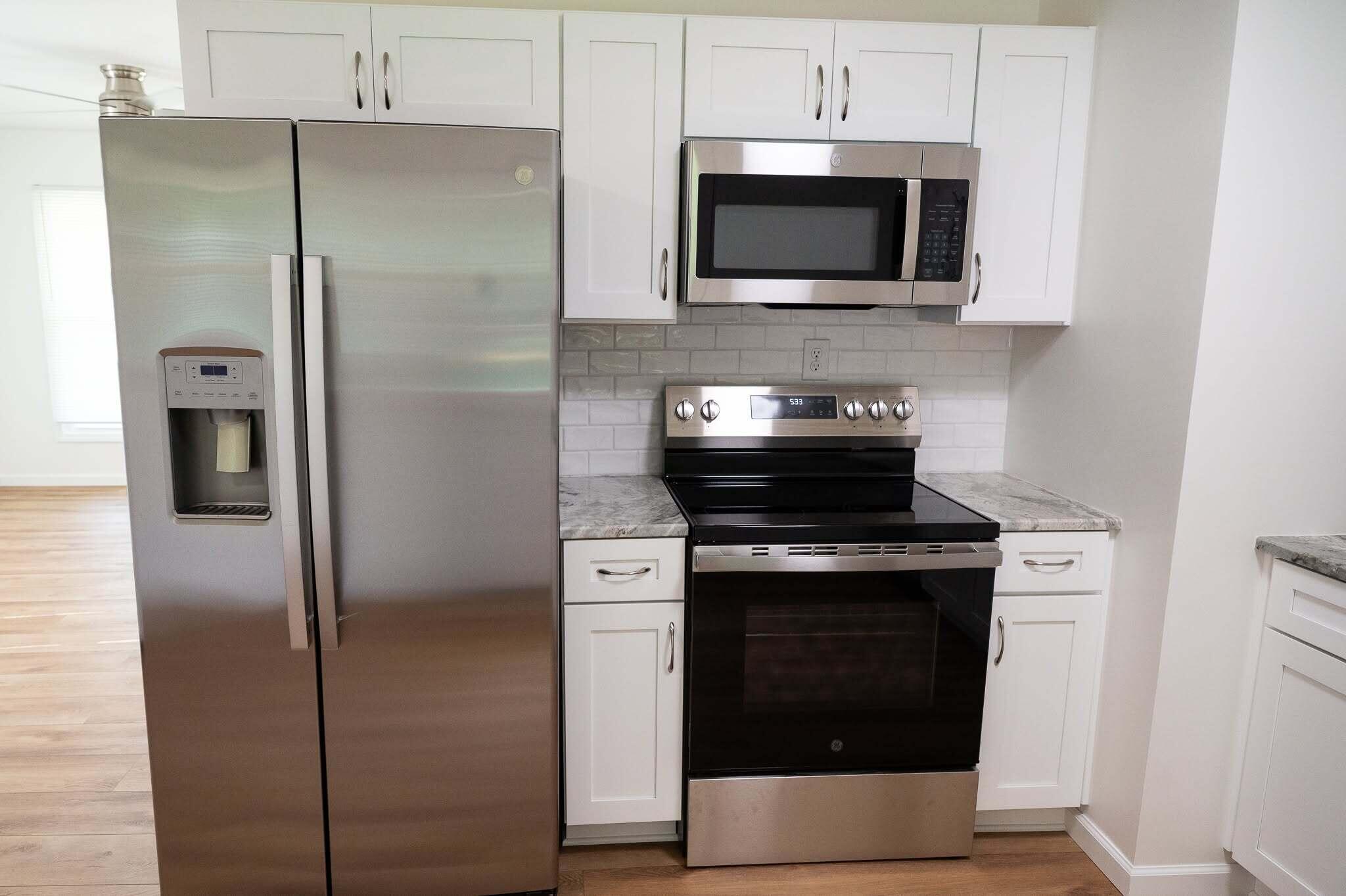 208 Burley Way Property Photo 6