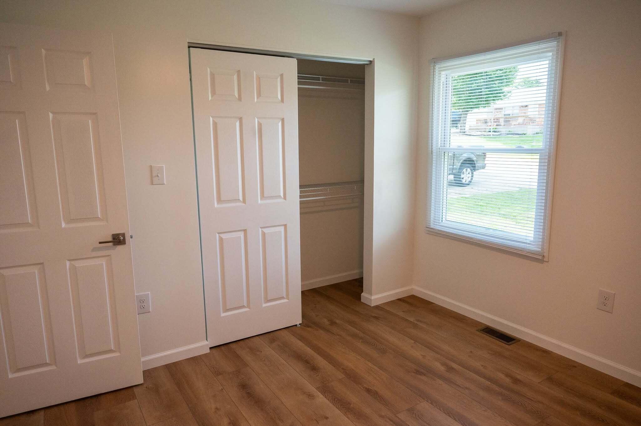 208 Burley Way Property Photo 9