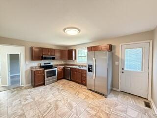 315 Pine Hill Drive Property Photo 4