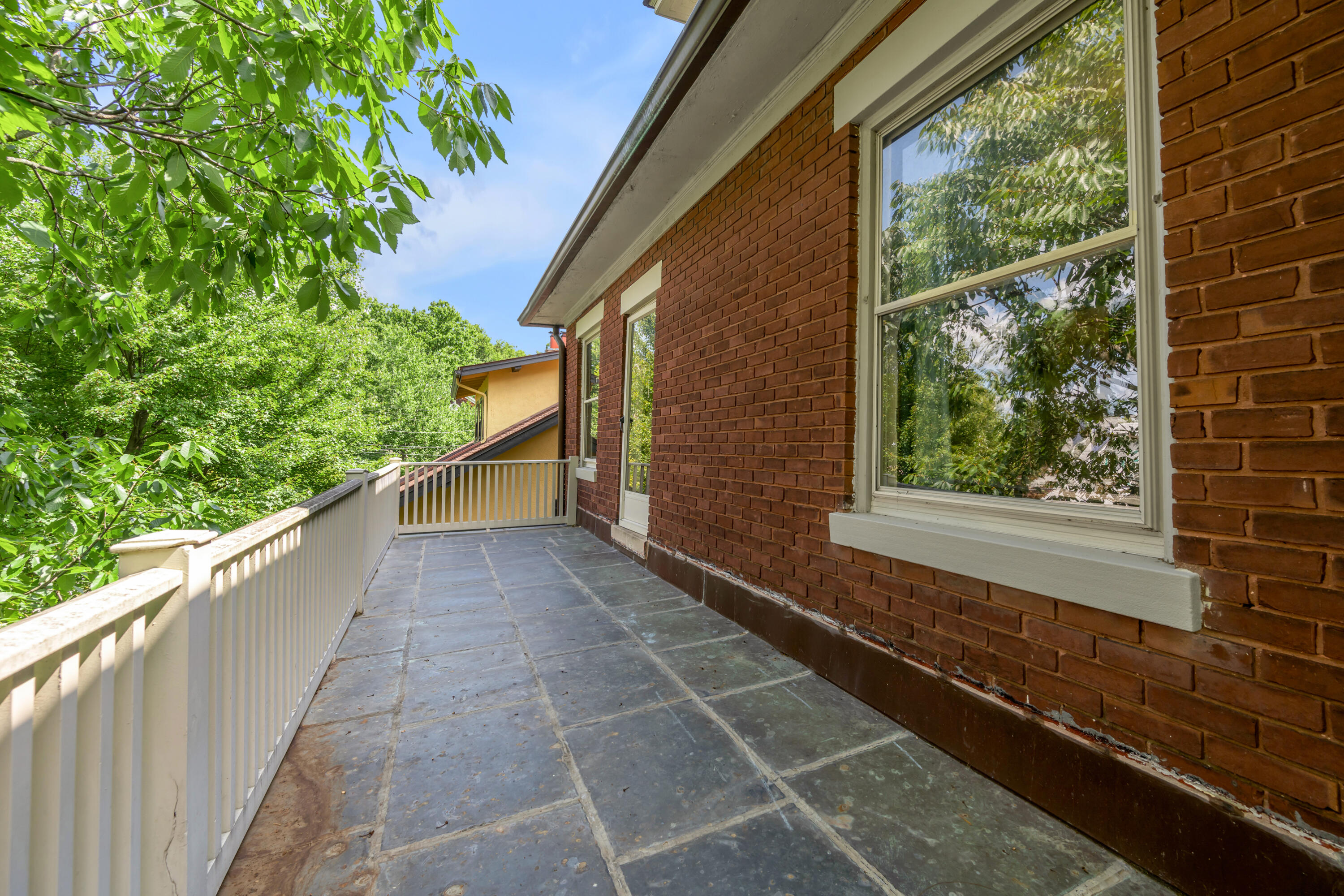 230 E Bell Court Property Photo 55