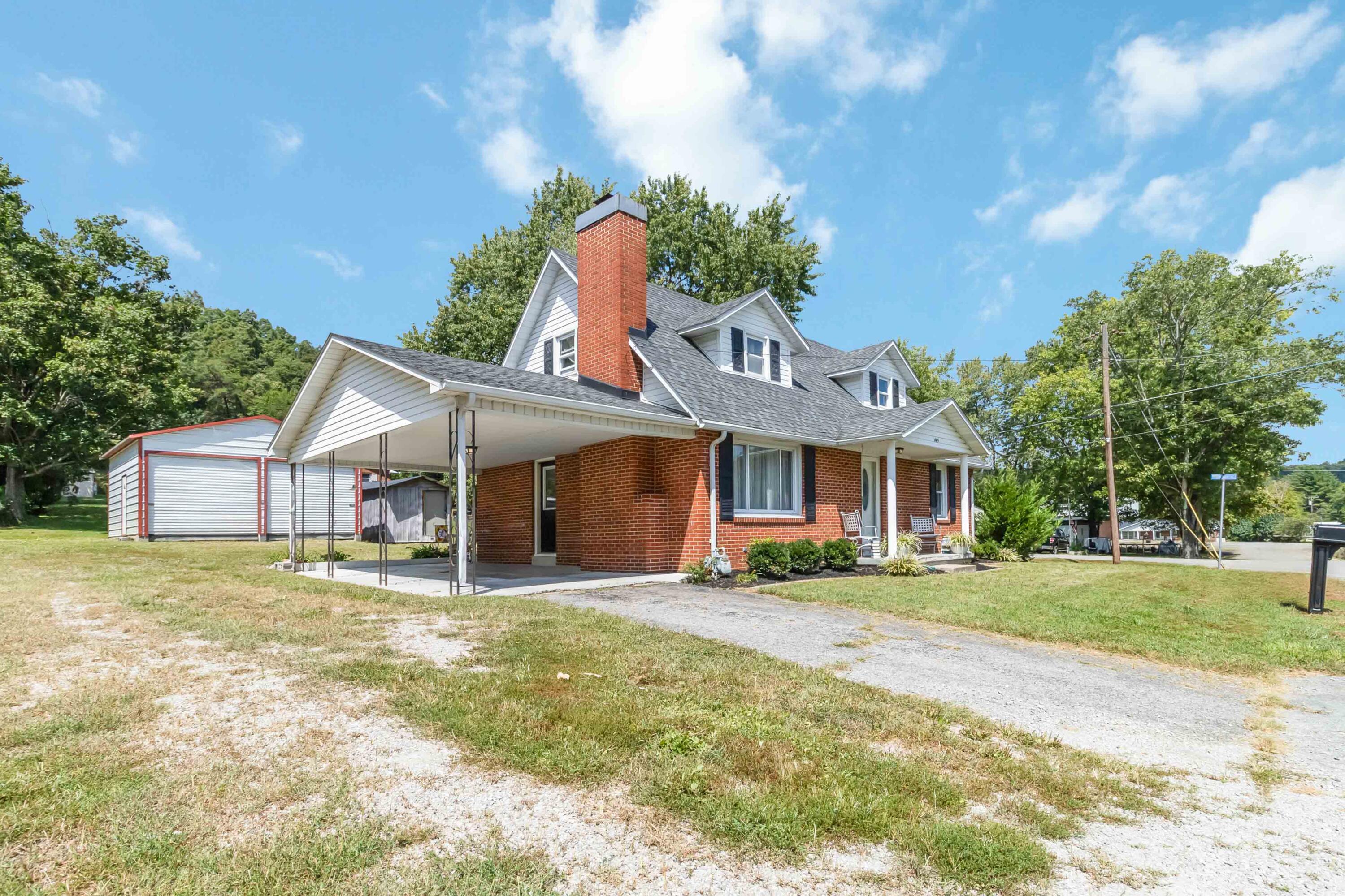445 Phillips Street Property Photo 2