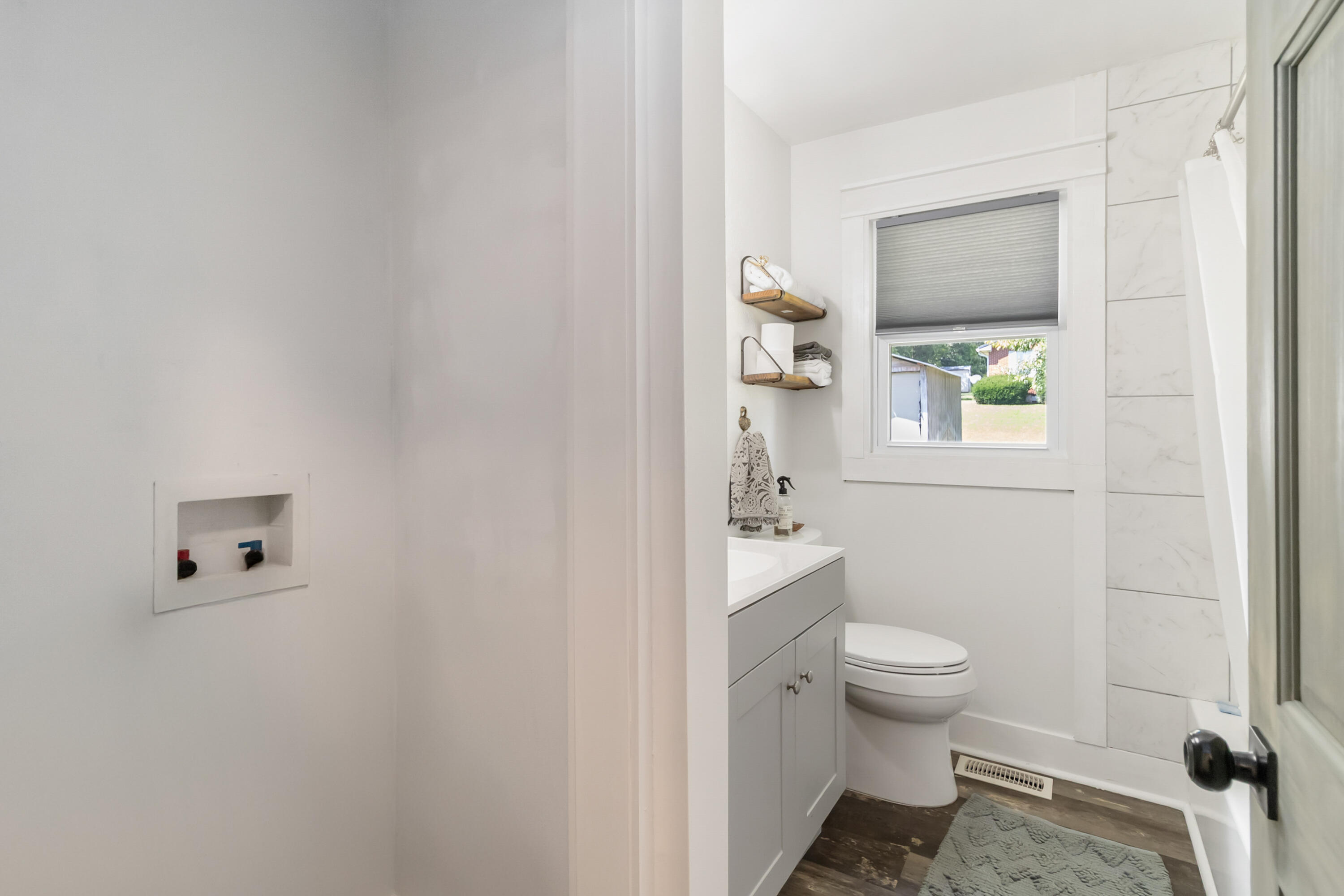 445 Phillips Street Property Photo 16