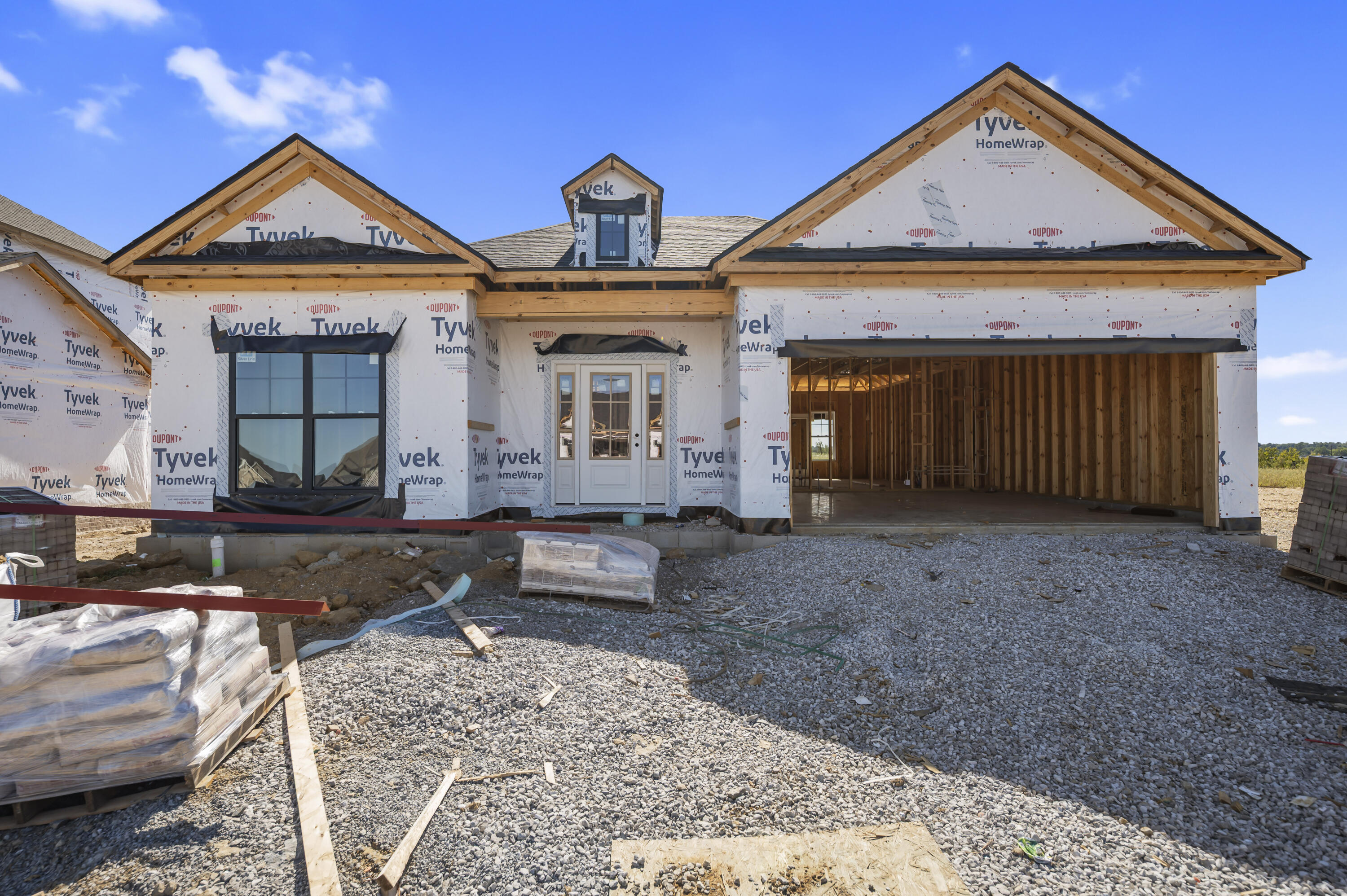 5060 Coventry Way Property Photo 1