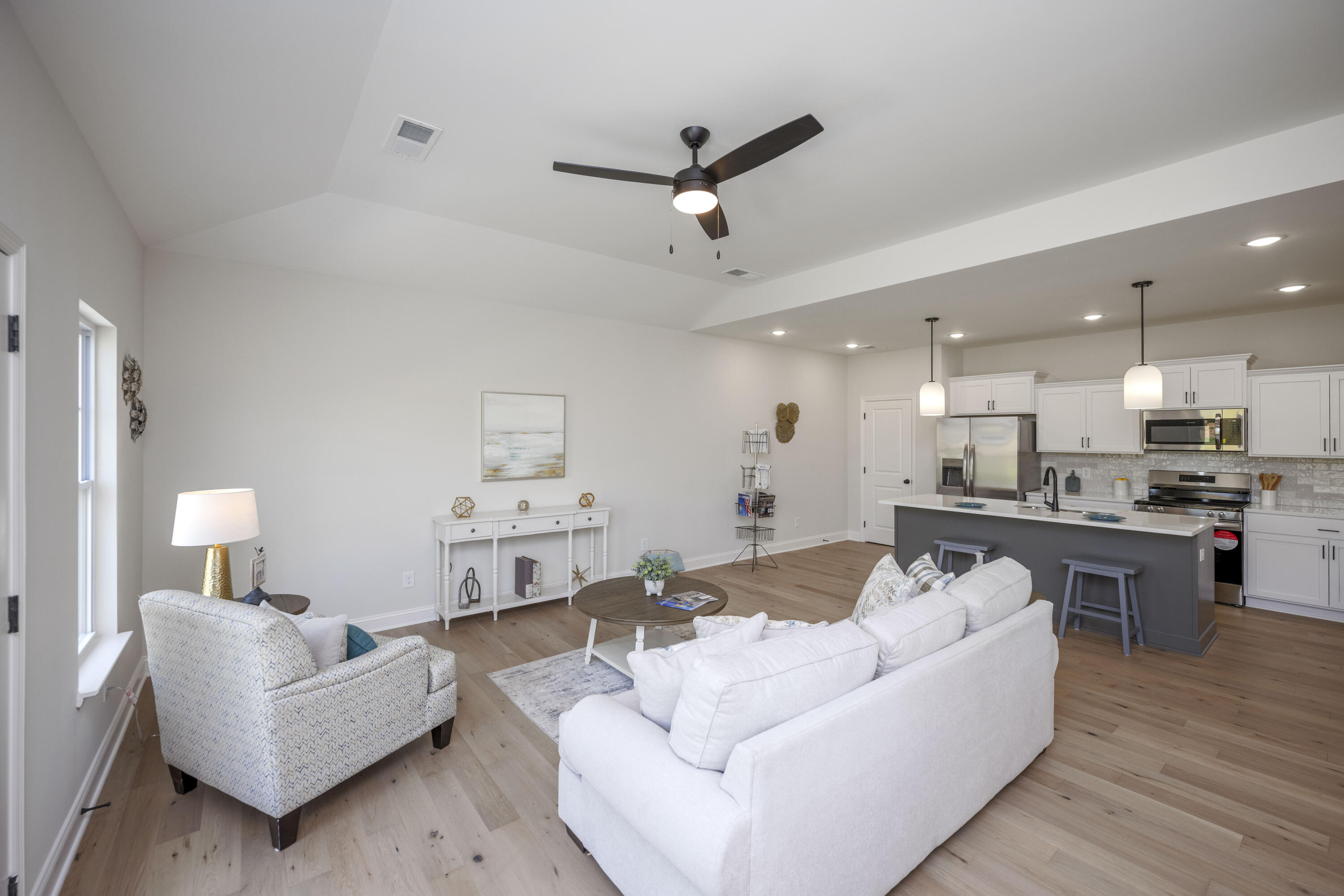5060 Coventry Way Property Photo 17