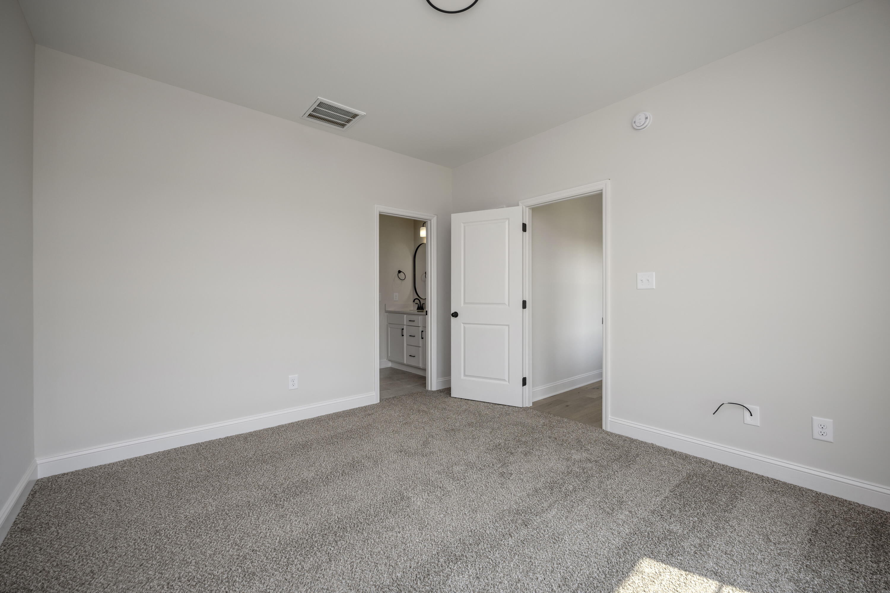 5060 Coventry Way Property Photo 28
