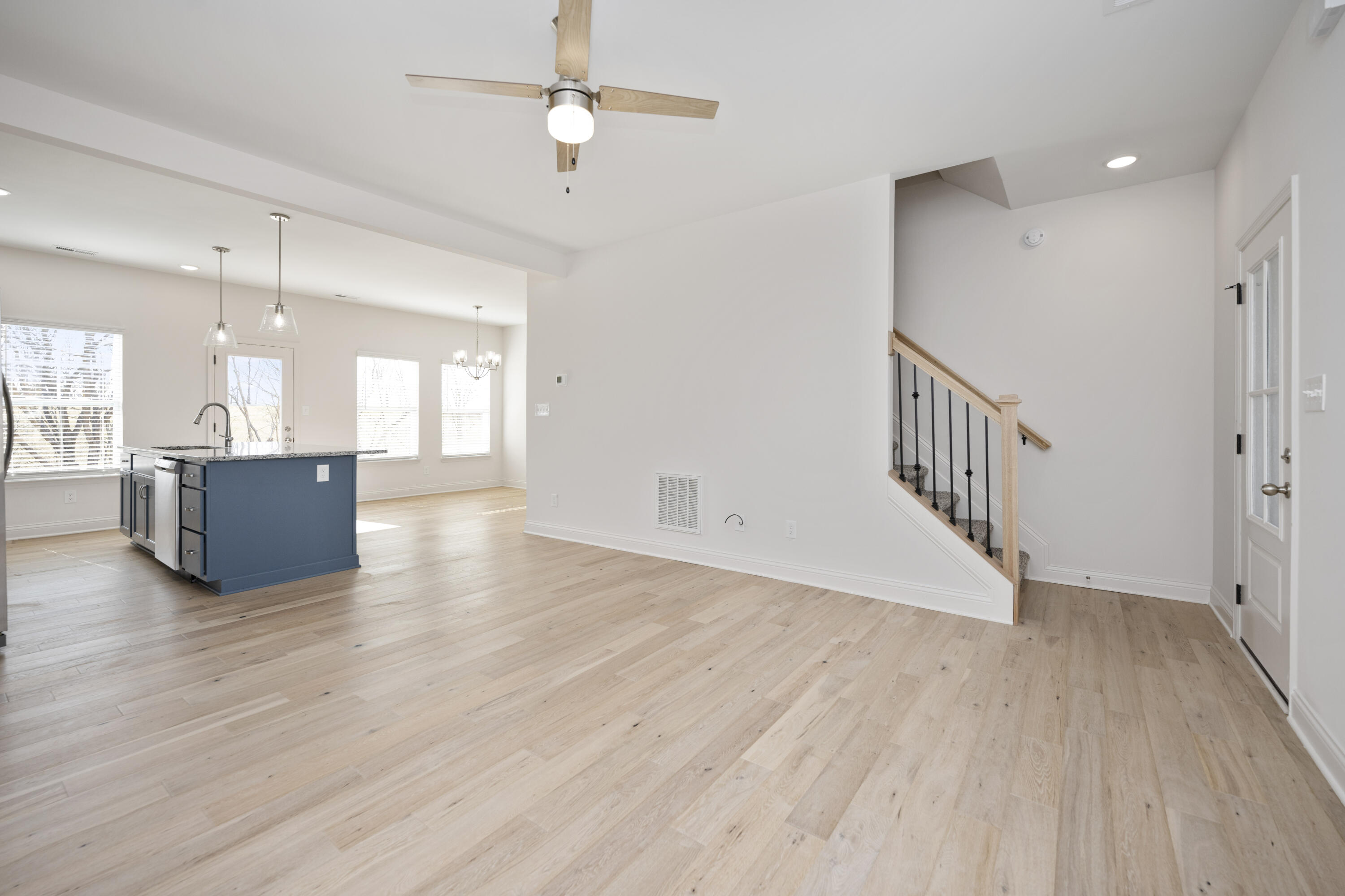 5064 Coventry Way Property Photo 9
