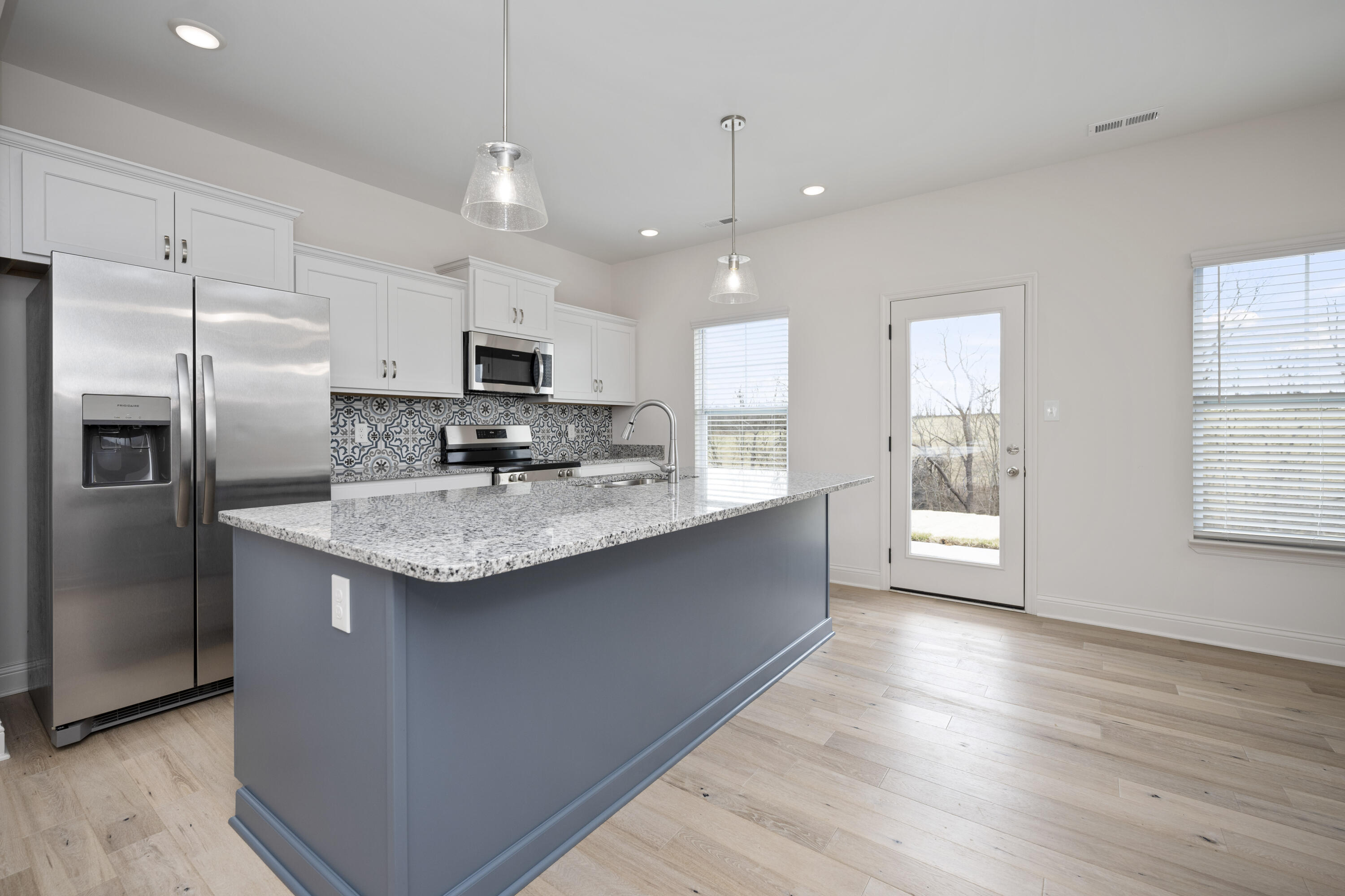 5064 Coventry Way Property Photo 15