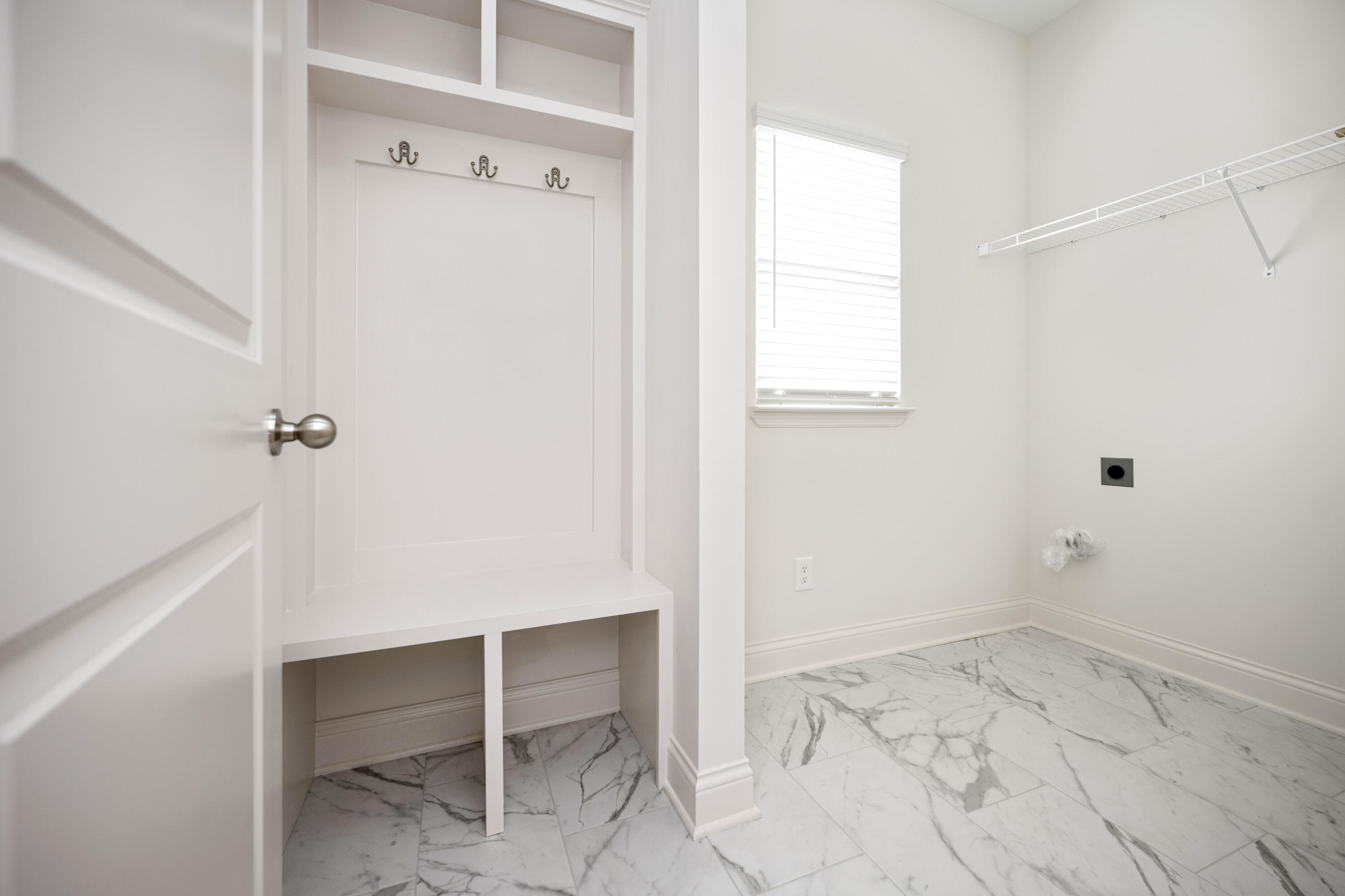 5064 Coventry Way Property Photo 18
