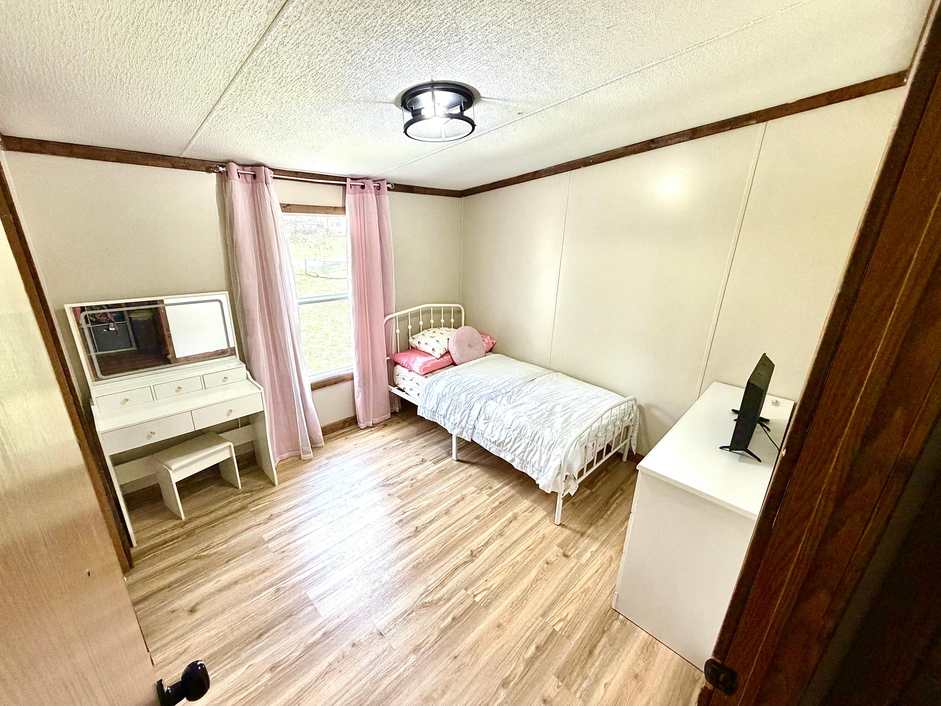 112 Speed Drive Property Photo 18