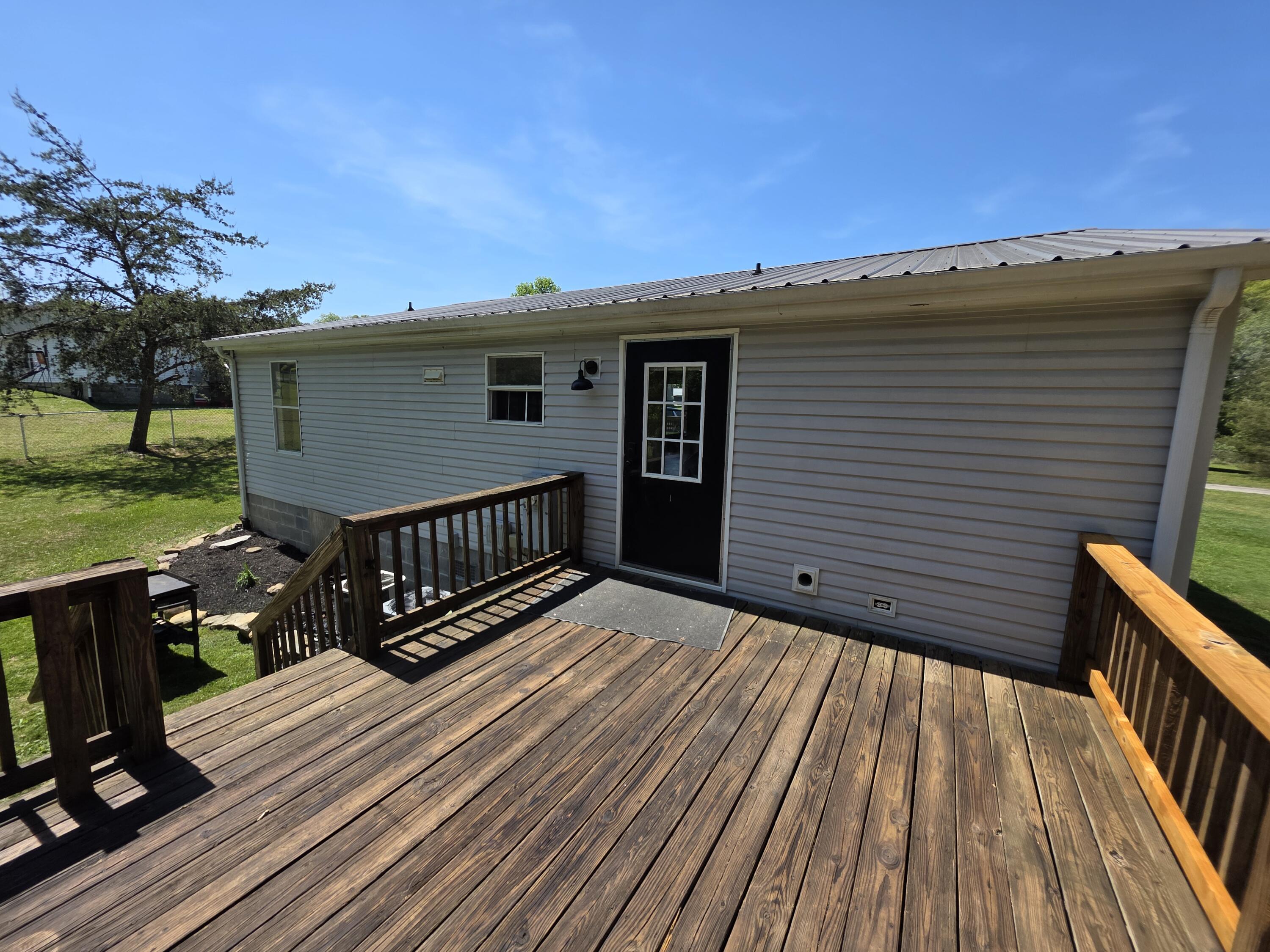 112 Speed Drive Property Photo 22