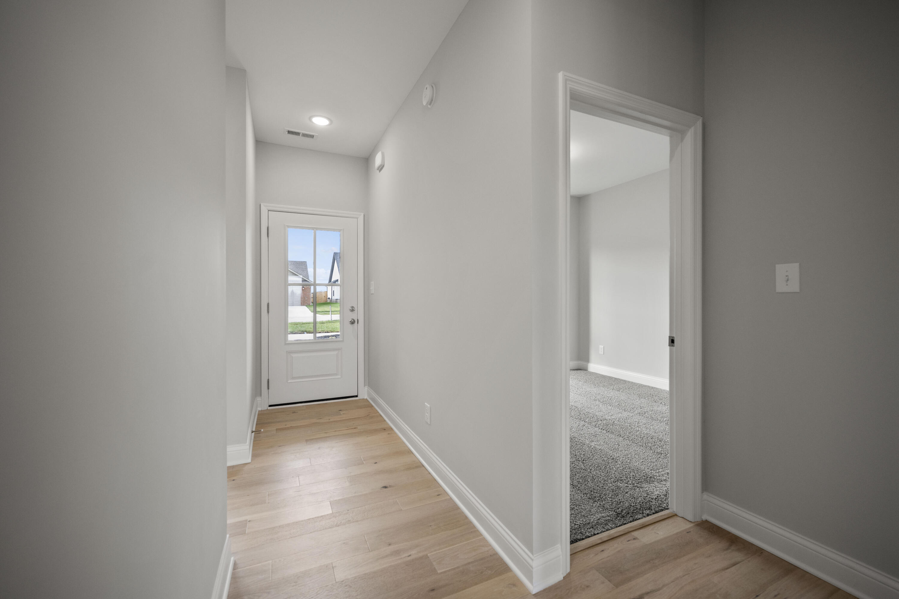 5101 Locke Drive Property Photo 6