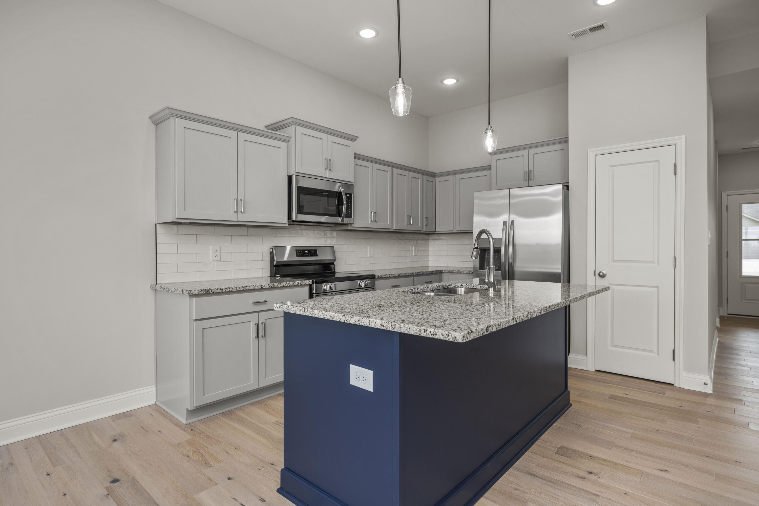 5101 Locke Drive Property Photo 15