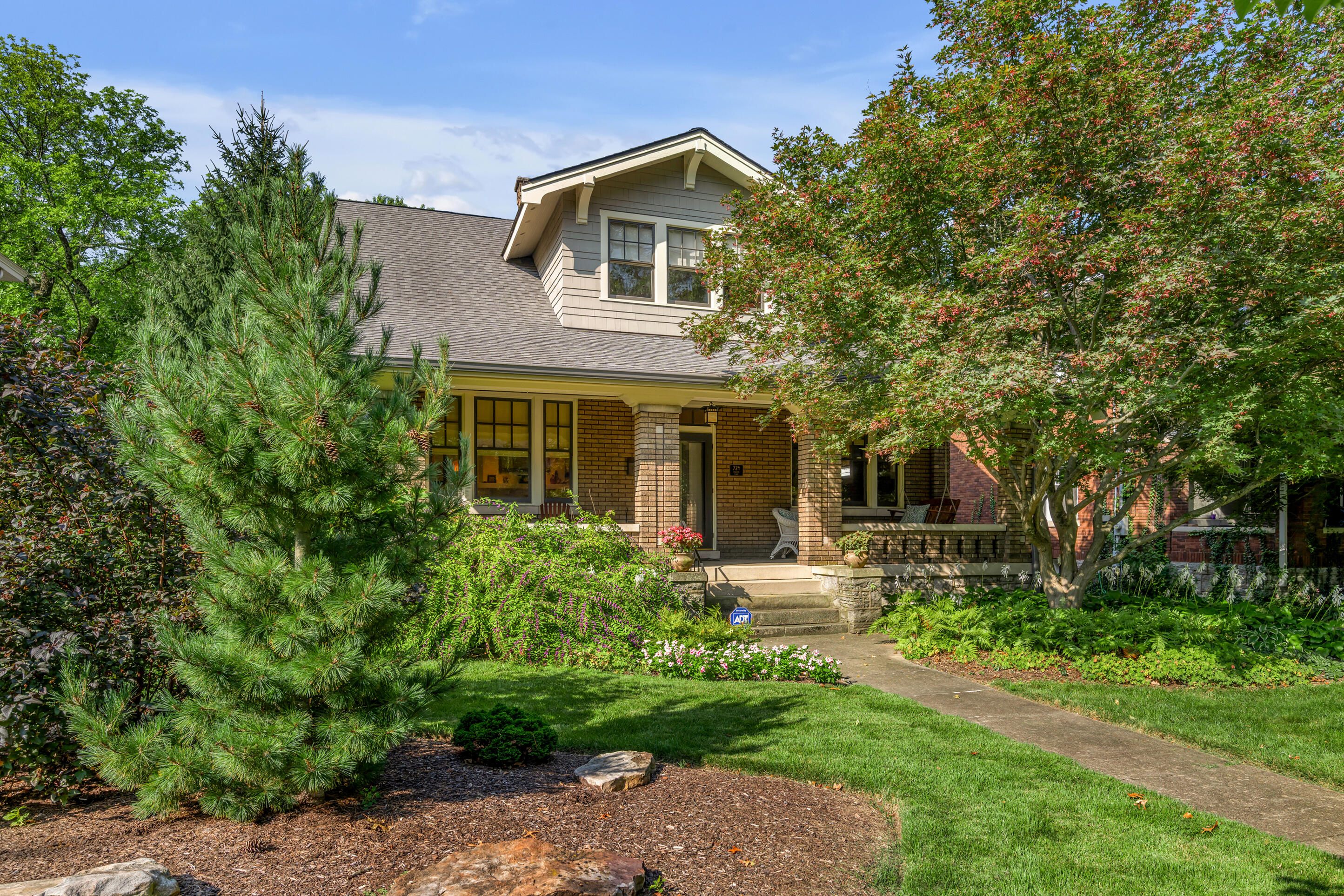 724 Bullock Place Property Photo 1