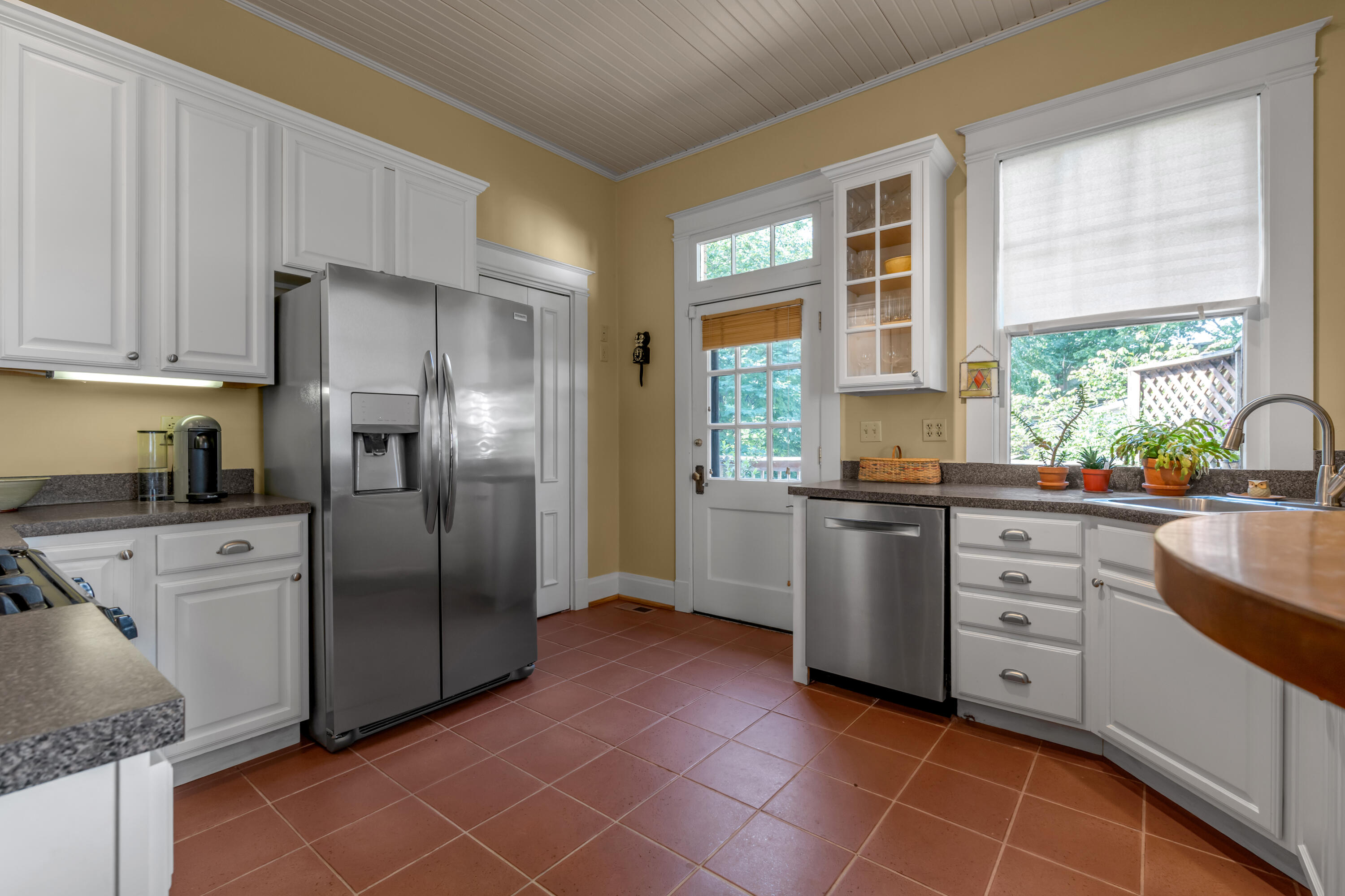 724 Bullock Place Property Photo 13