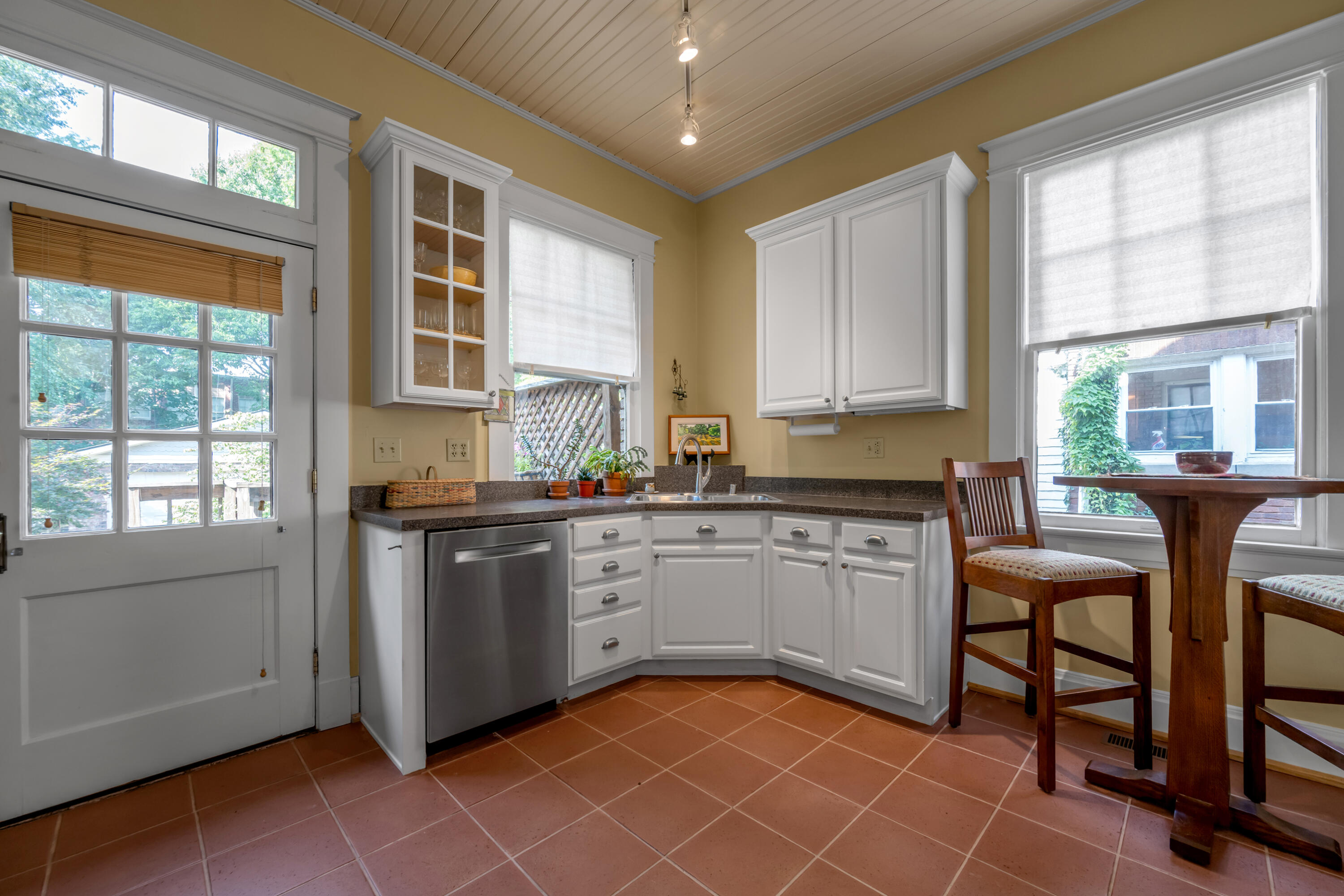 724 Bullock Place Property Photo 15