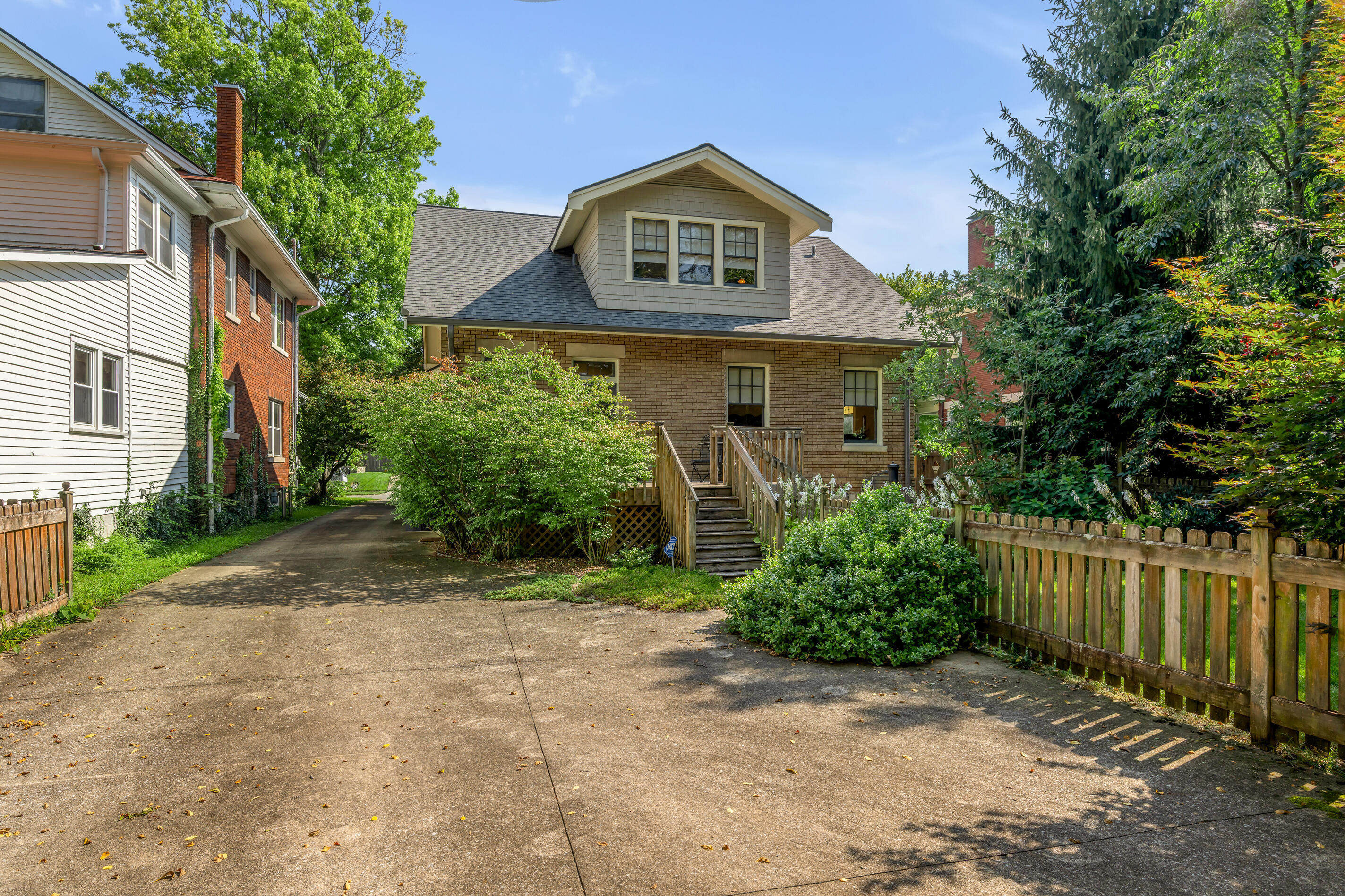 724 Bullock Place Property Photo 47