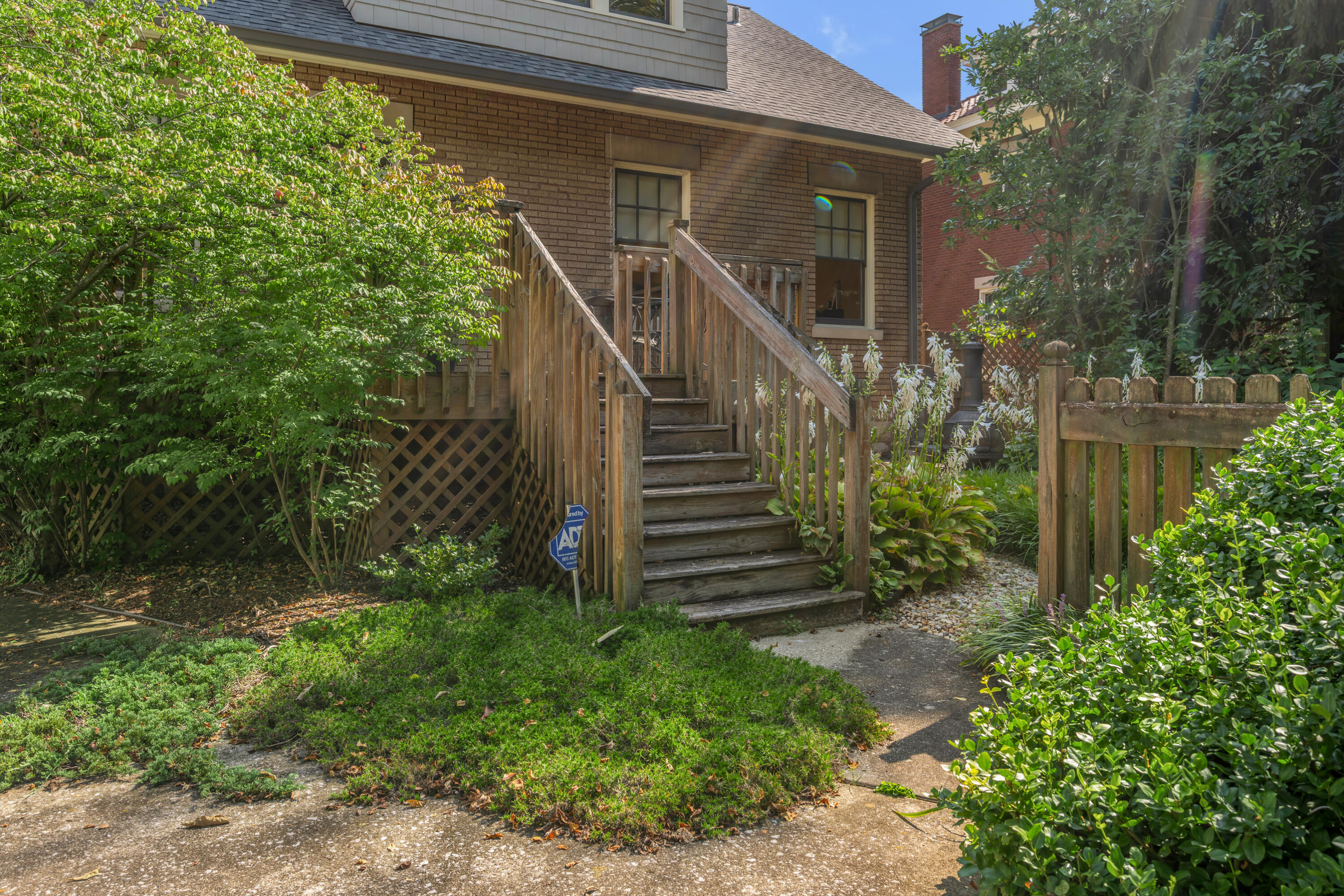 724 Bullock Place Property Photo 48