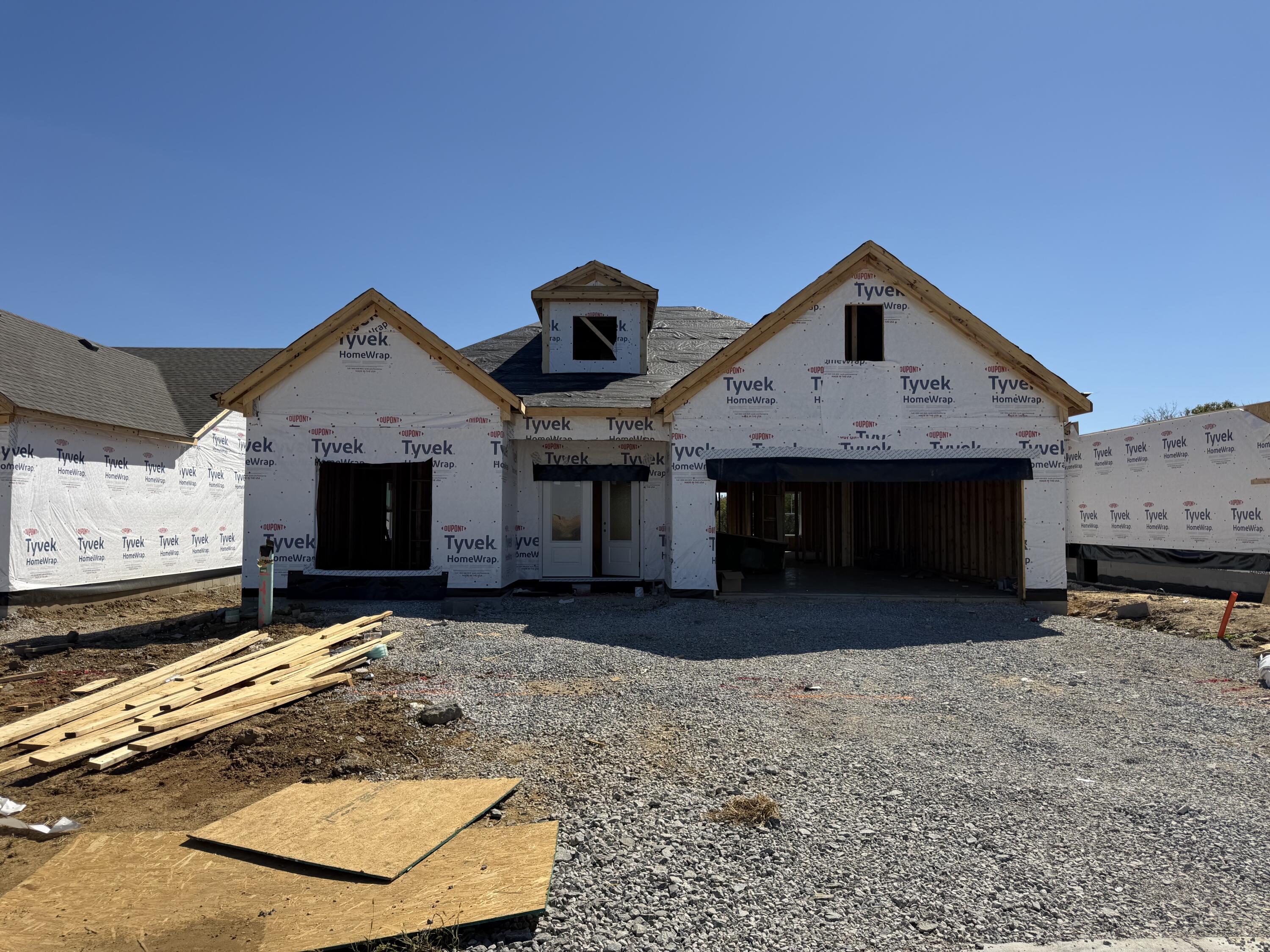 5105 Locke Drive Property Photo 1