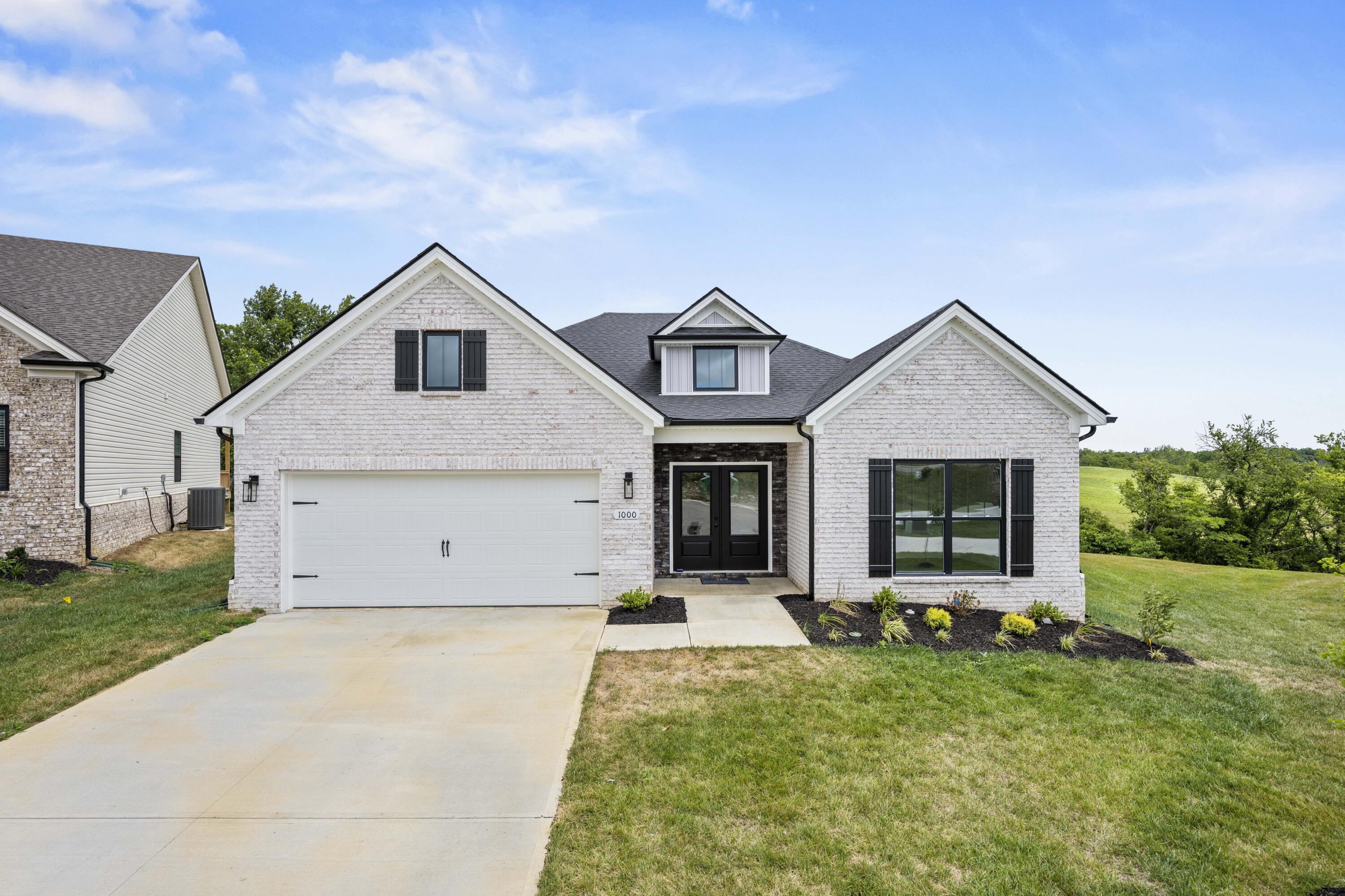 5105 Locke Drive Property Photo 4
