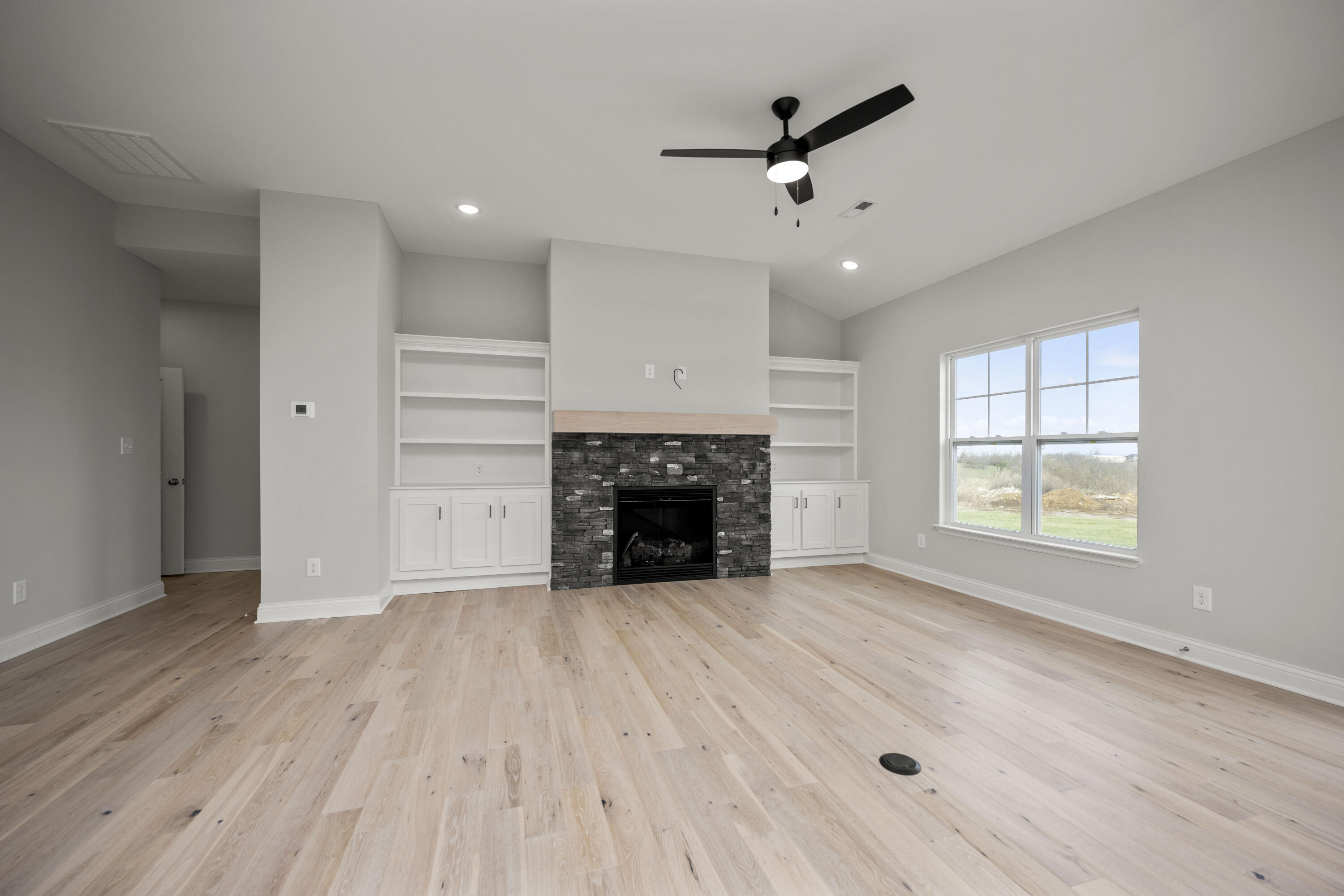 5061 Coventry Way Property Photo 8