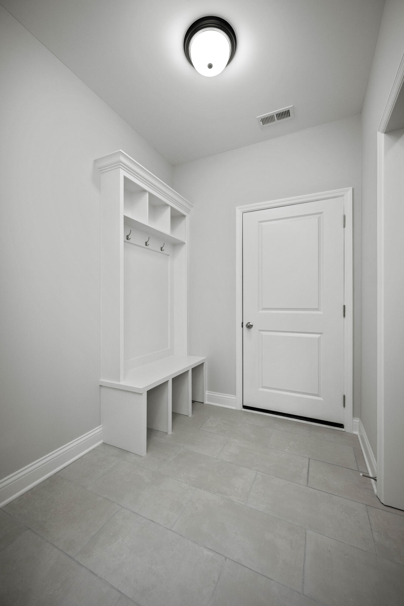 5061 Coventry Way Property Photo 27