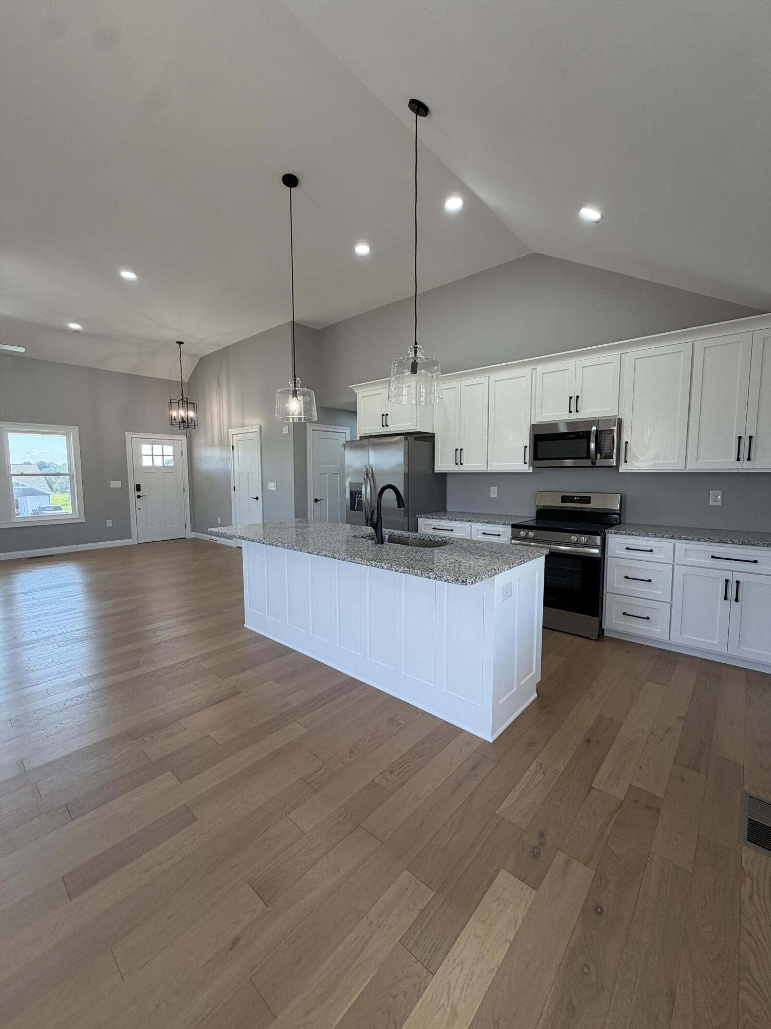 170 Lone Oak Court Property Photo 1