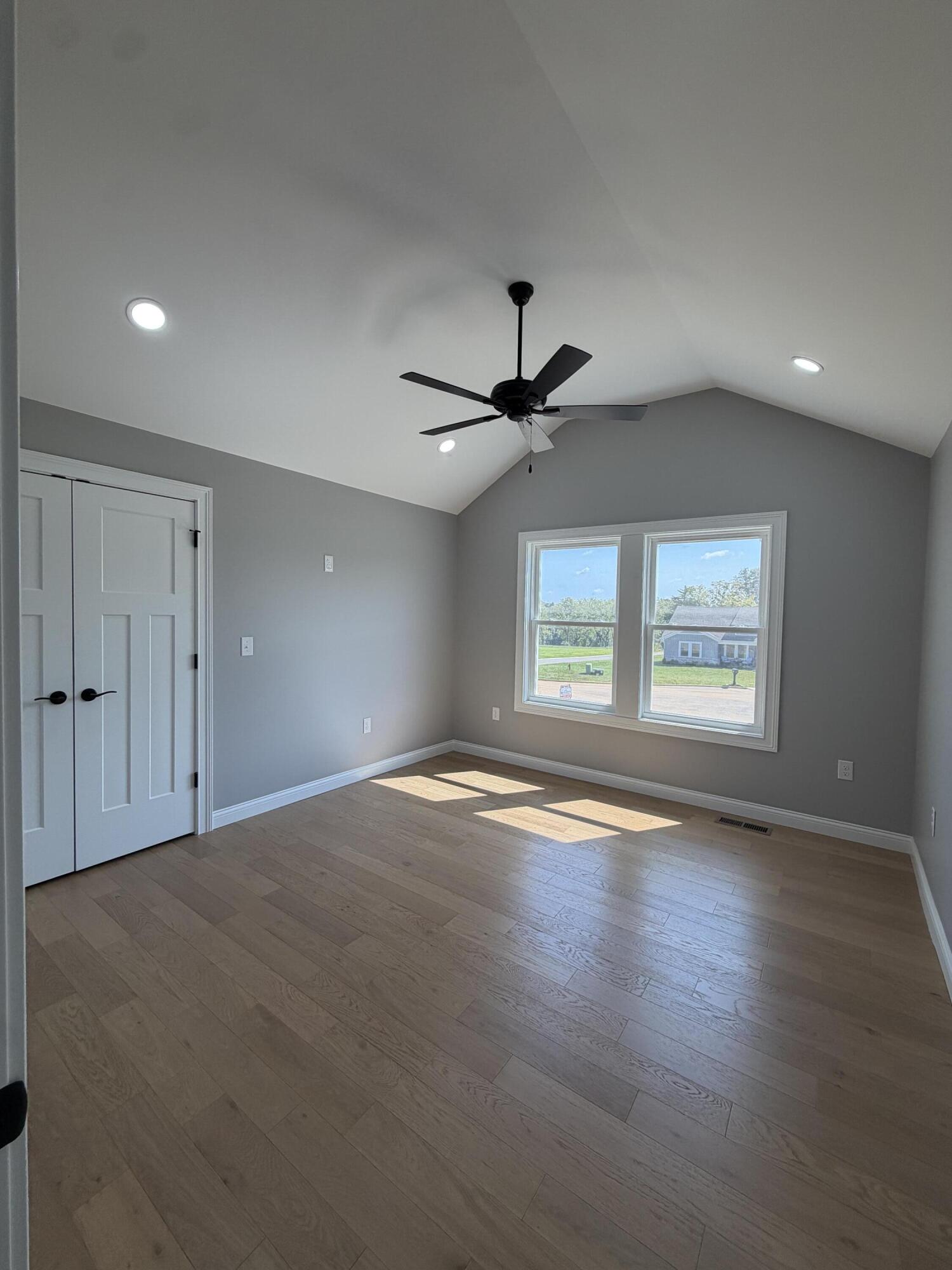 170 Lone Oak Court Property Photo 6