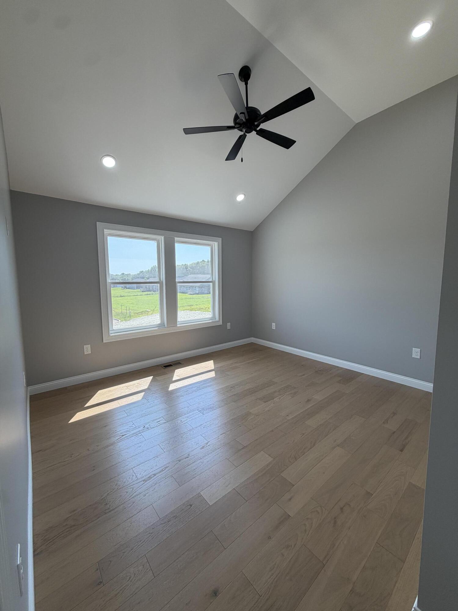 170 Lone Oak Court Property Photo 7