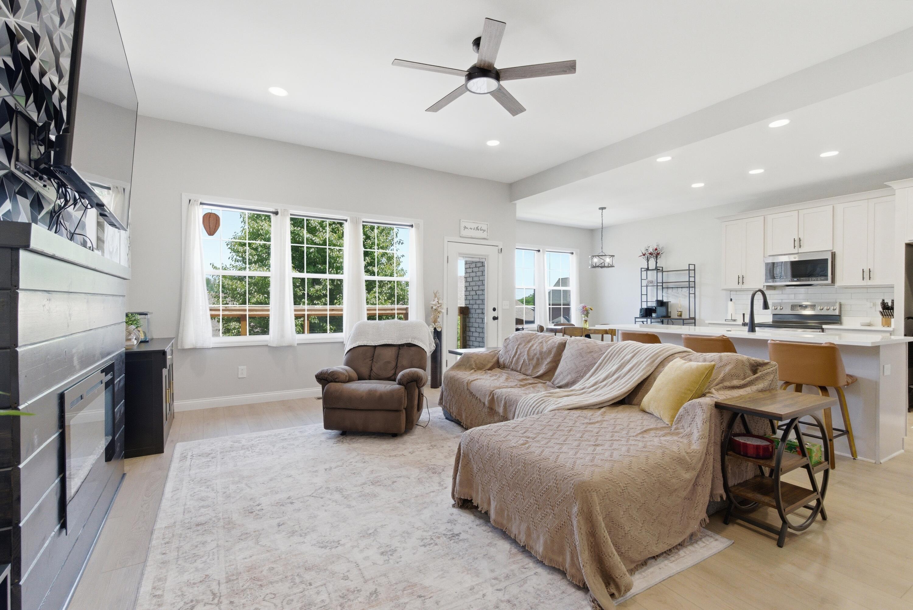 112 Wisteria Lane Property Photo 15