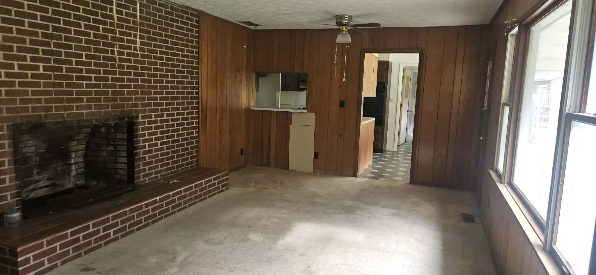 21267 State Highway 190 Property Photo 9