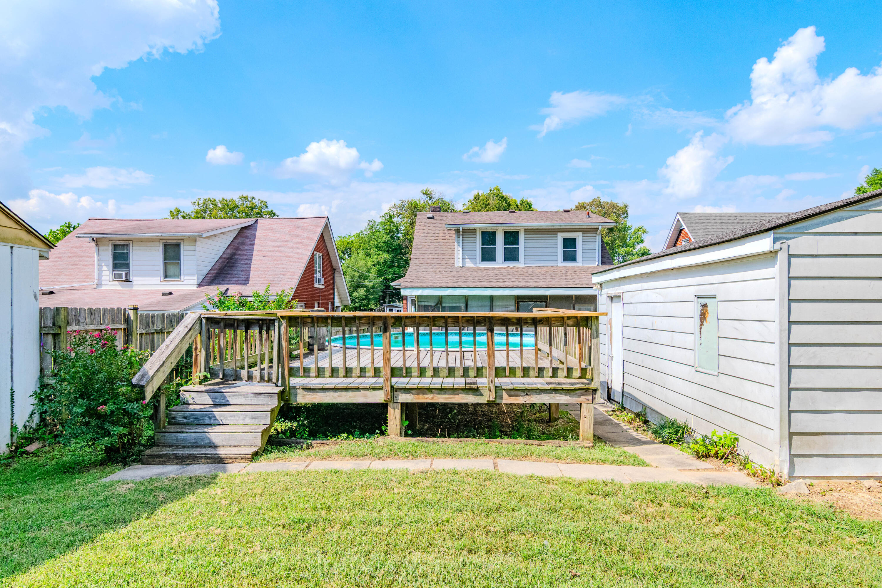 914 Idlewild Court Property Photo 34