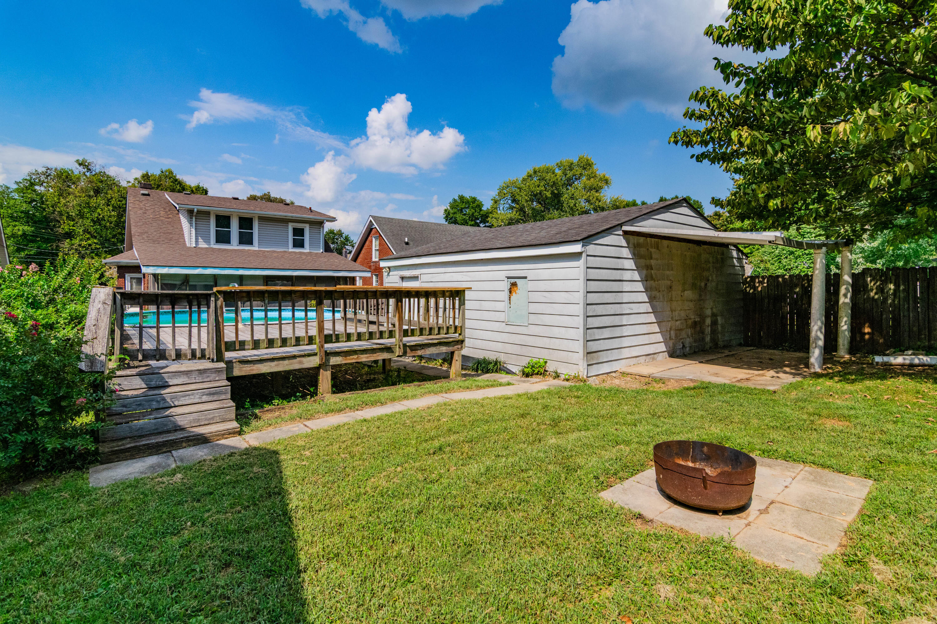 914 Idlewild Court Property Photo 36