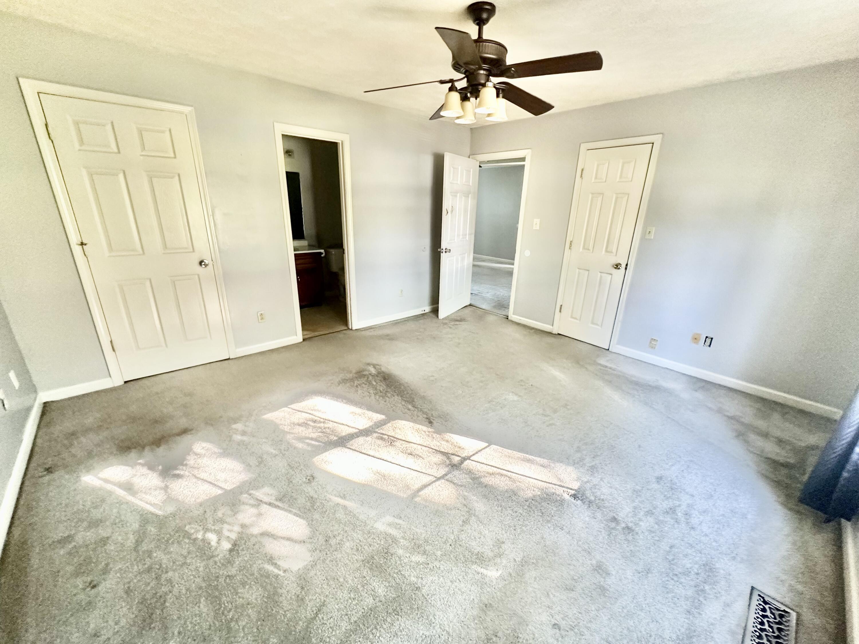 8646 Kingman Court Property Photo 5