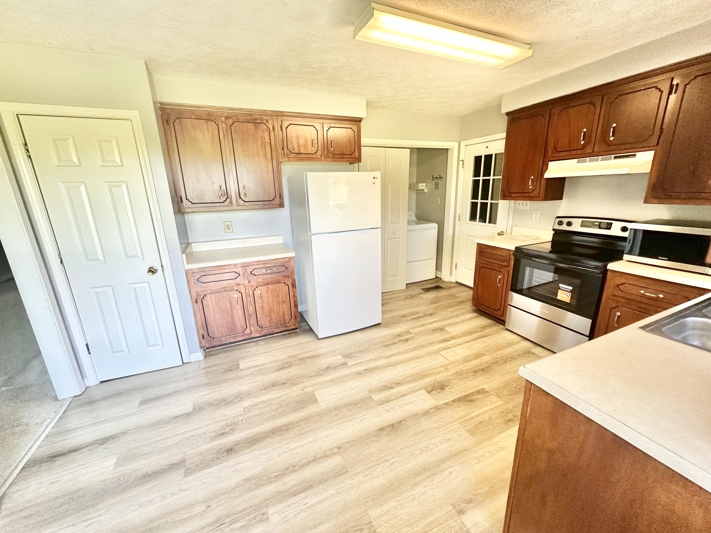 8646 Kingman Court Property Photo 14