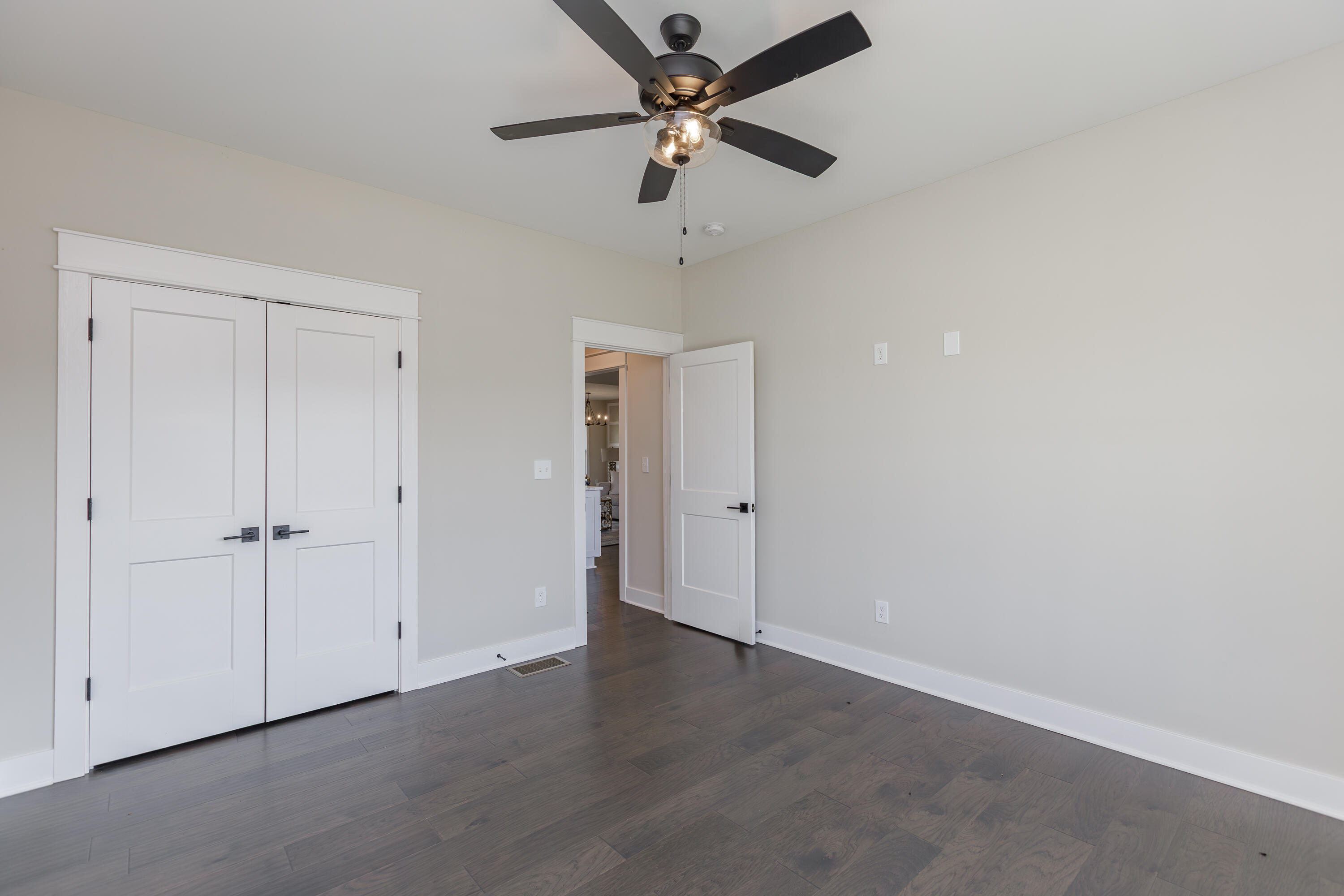 635 Lakeside Drive Property Photo 22
