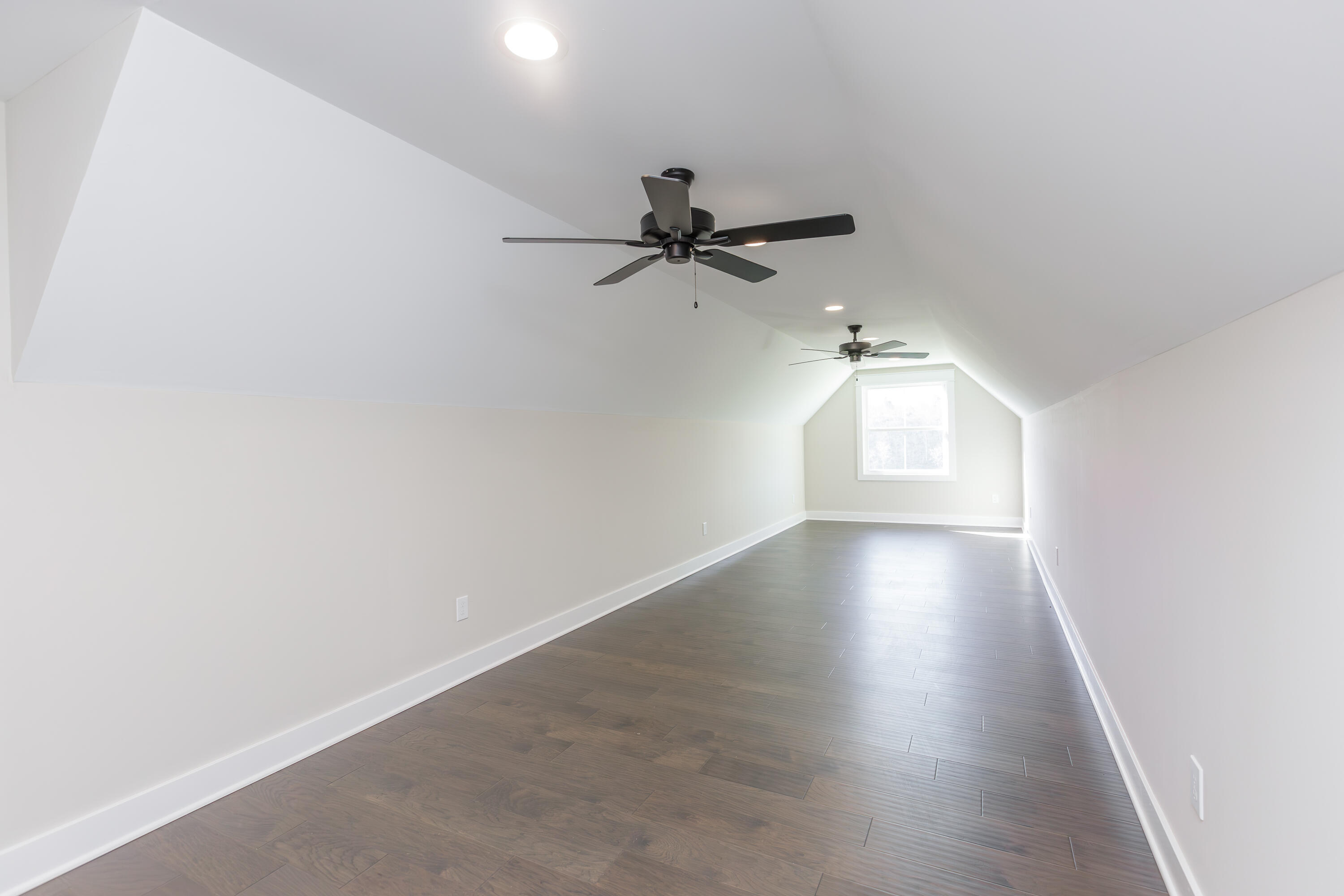 635 Lakeside Drive Property Photo 42