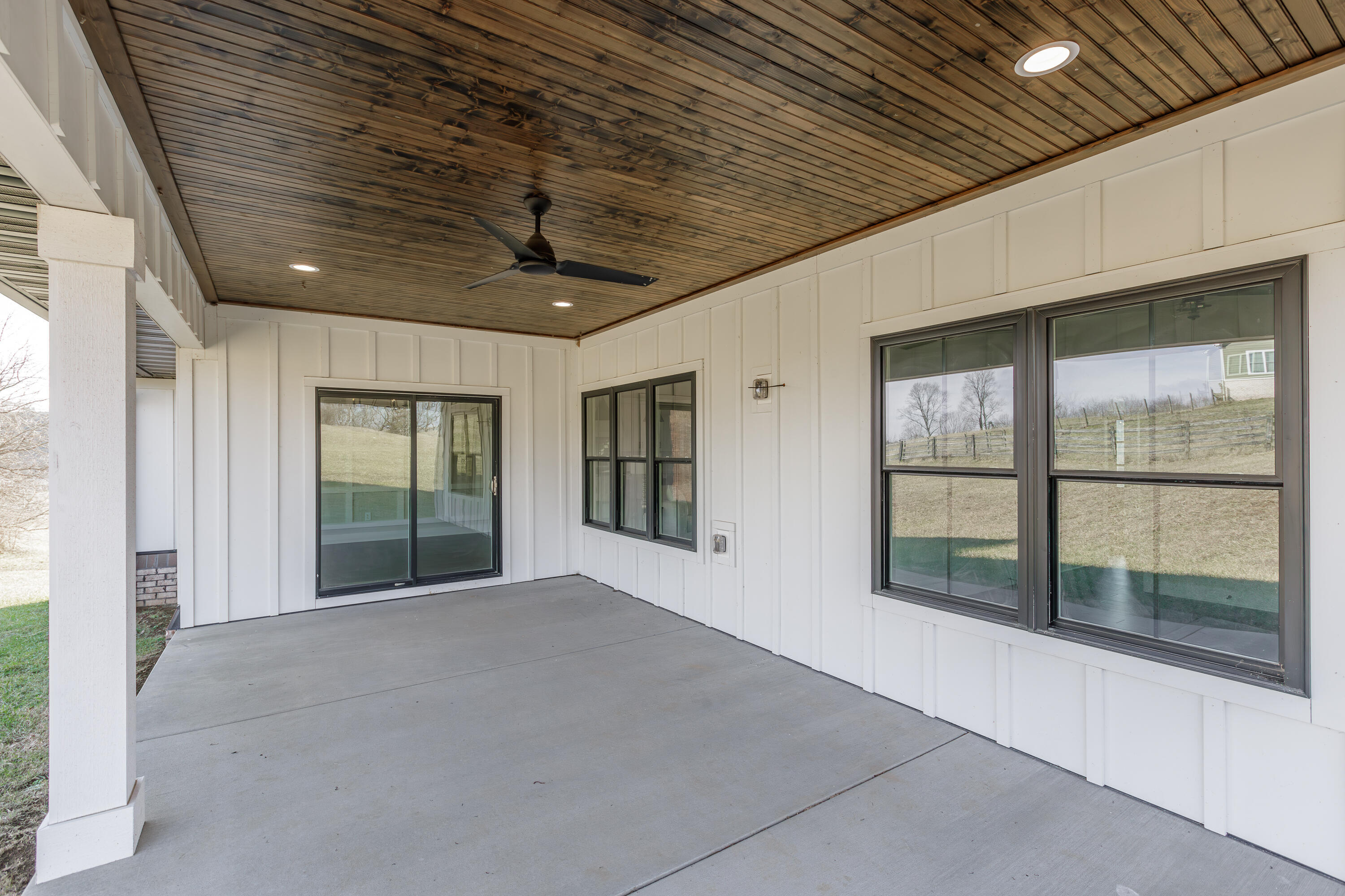 635 Lakeside Drive Property Photo 48