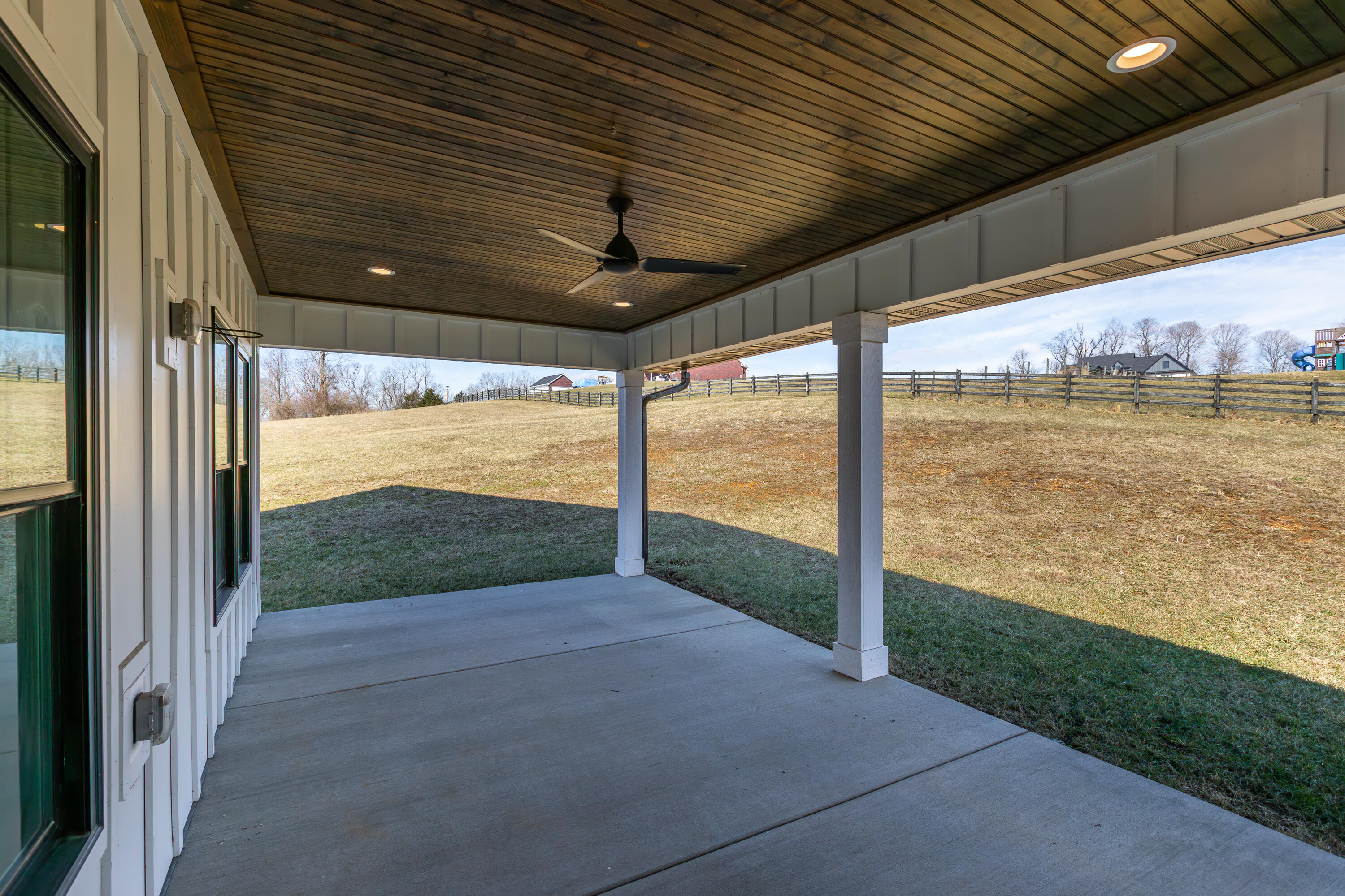 635 Lakeside Drive Property Photo 49