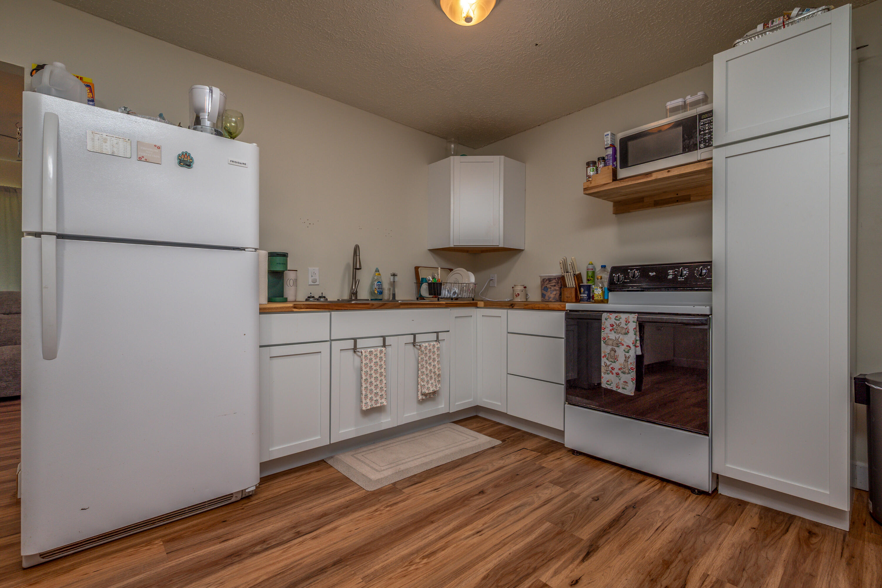 264 Strawberry Drive Property Photo 4