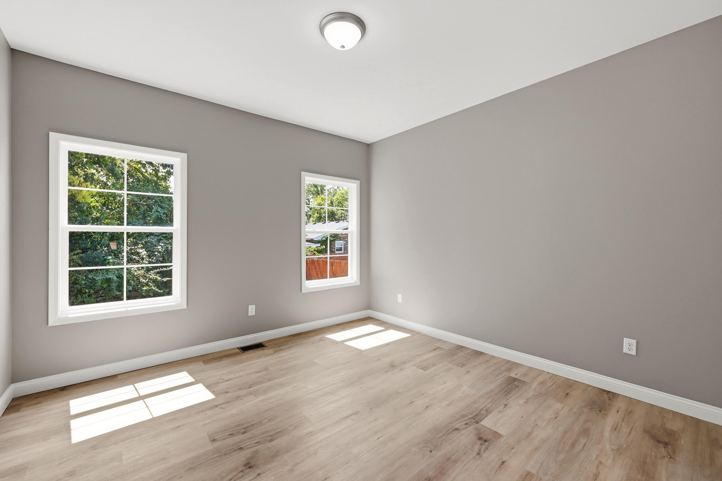 422 Main Avenue Property Photo 11