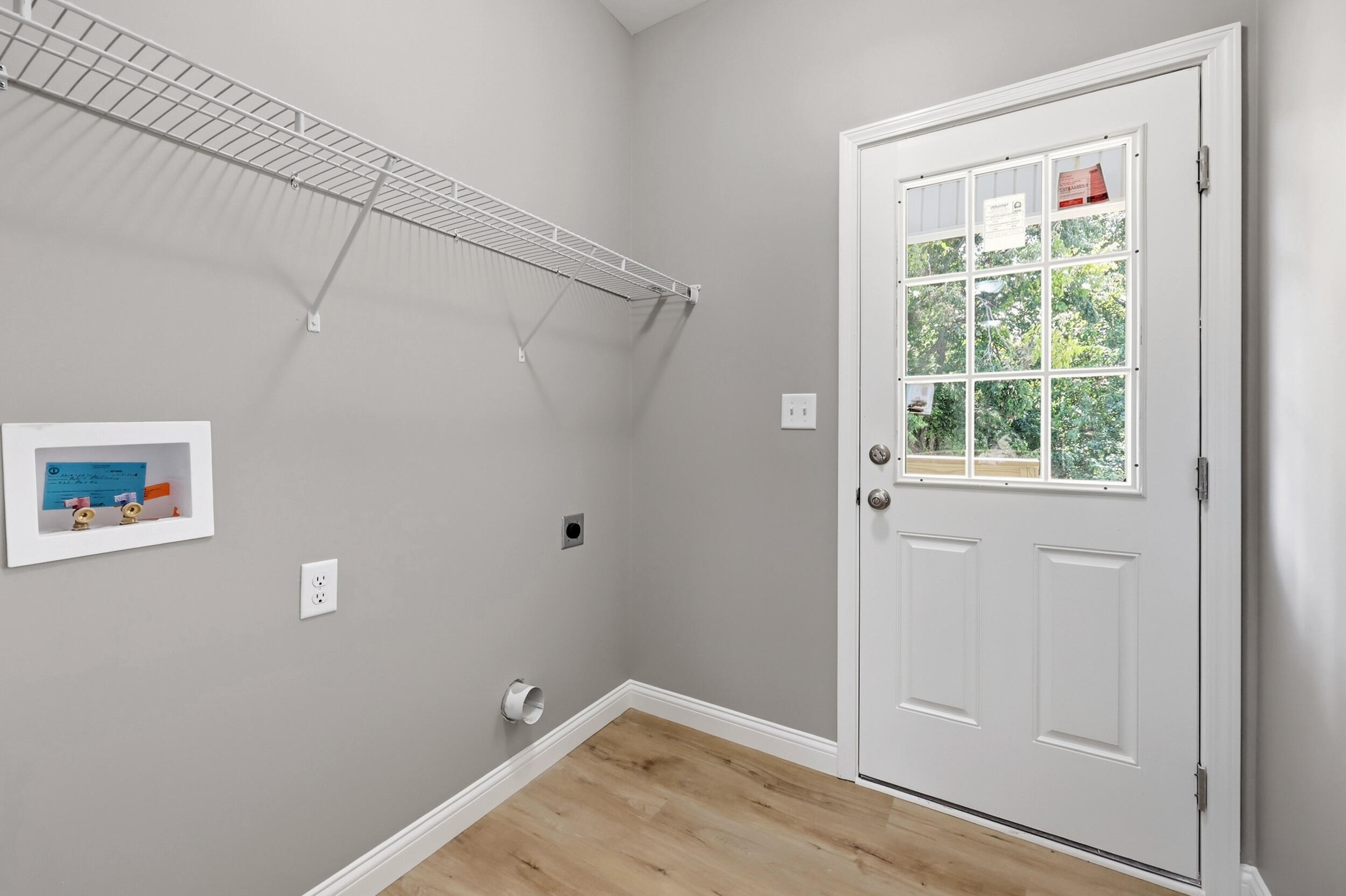 422 Main Avenue Property Photo 14