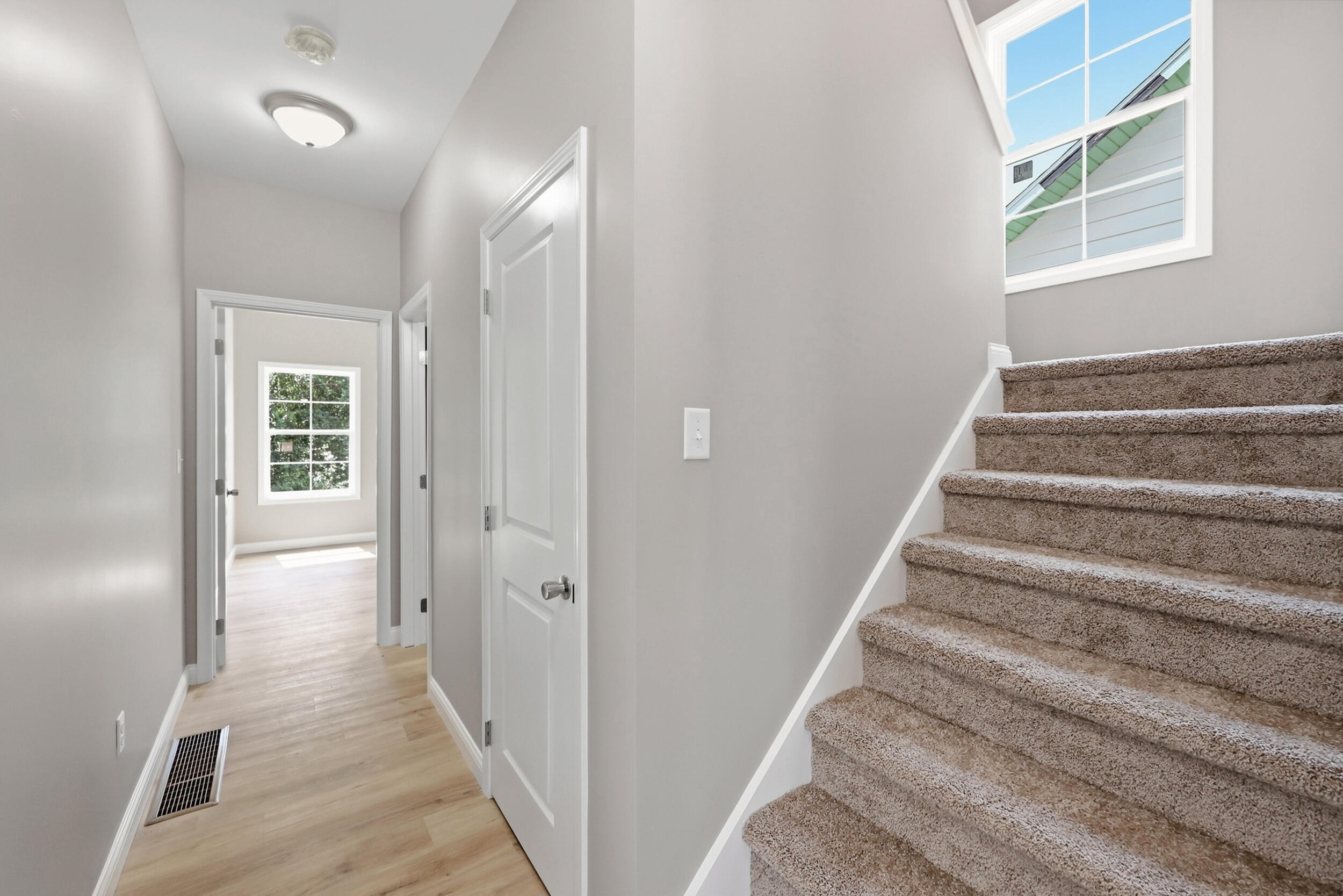 422 Main Avenue Property Photo 15