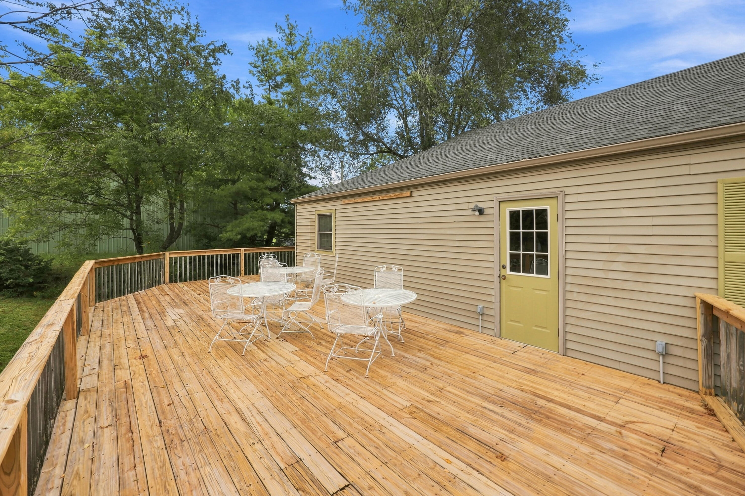 1500-1502 Louisville Road Property Photo 7