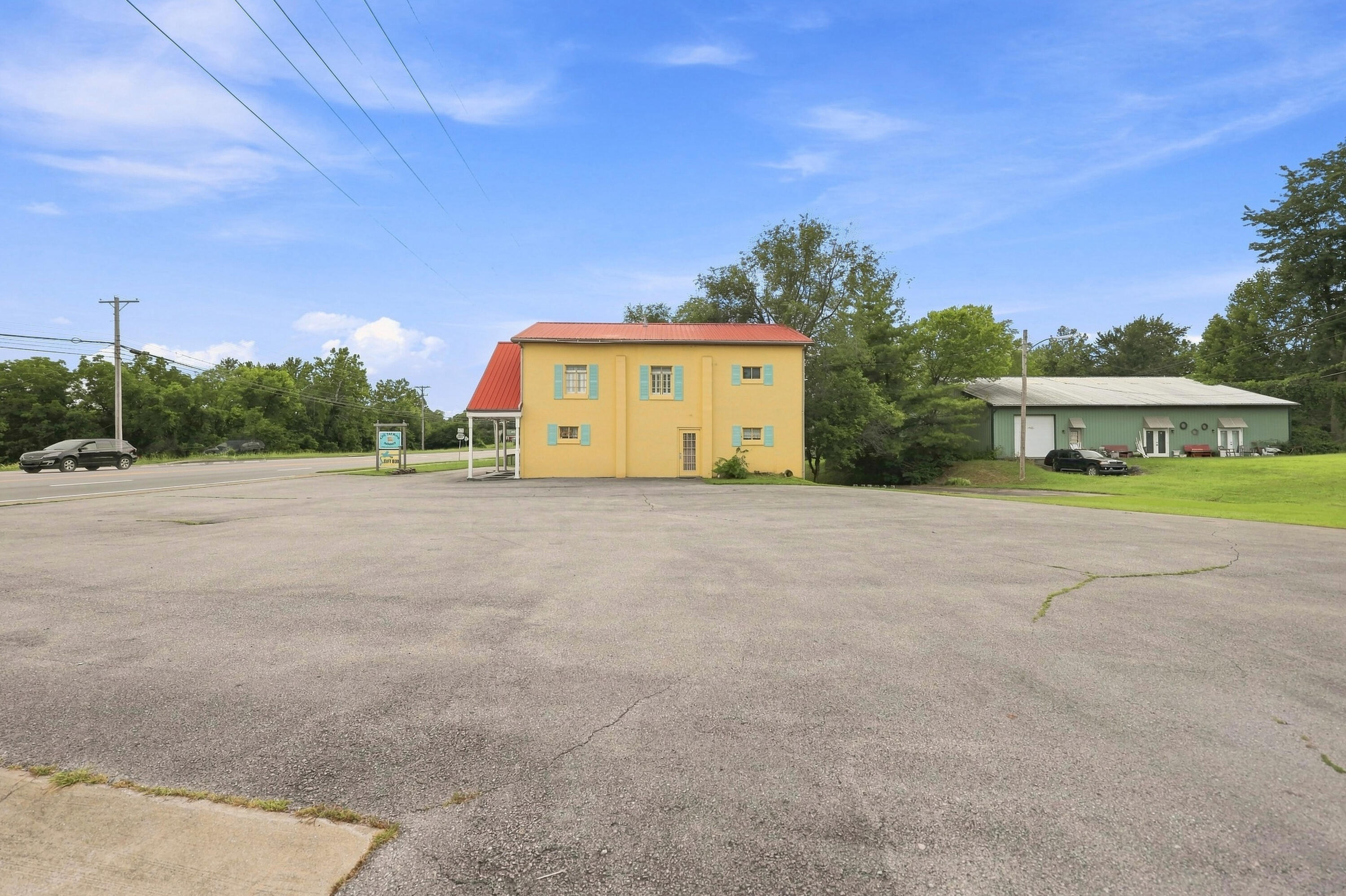 1500-1502 Louisville Road Property Photo 9
