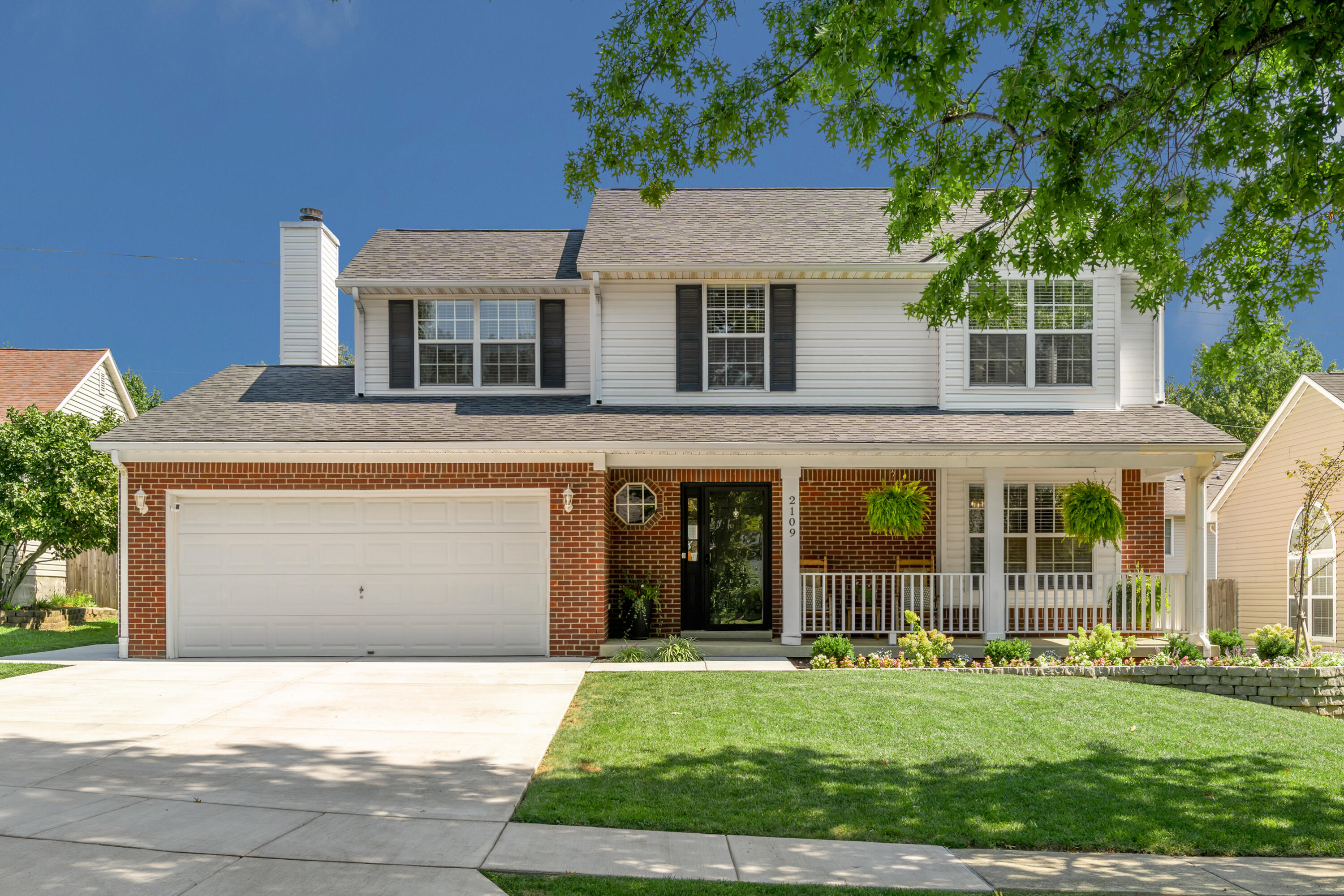 2109 Walsh Court Property Photo 2