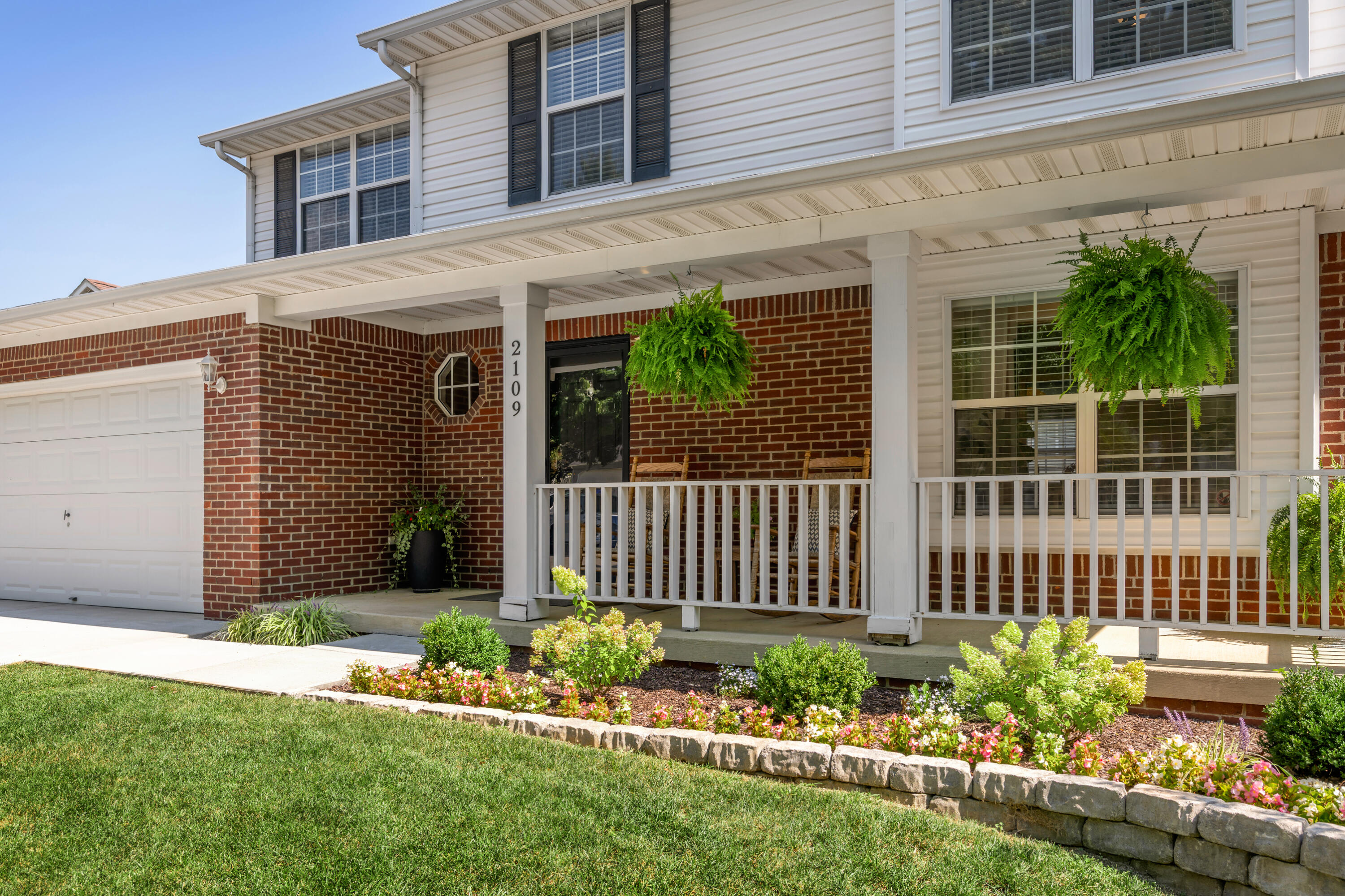 2109 Walsh Court Property Photo 6