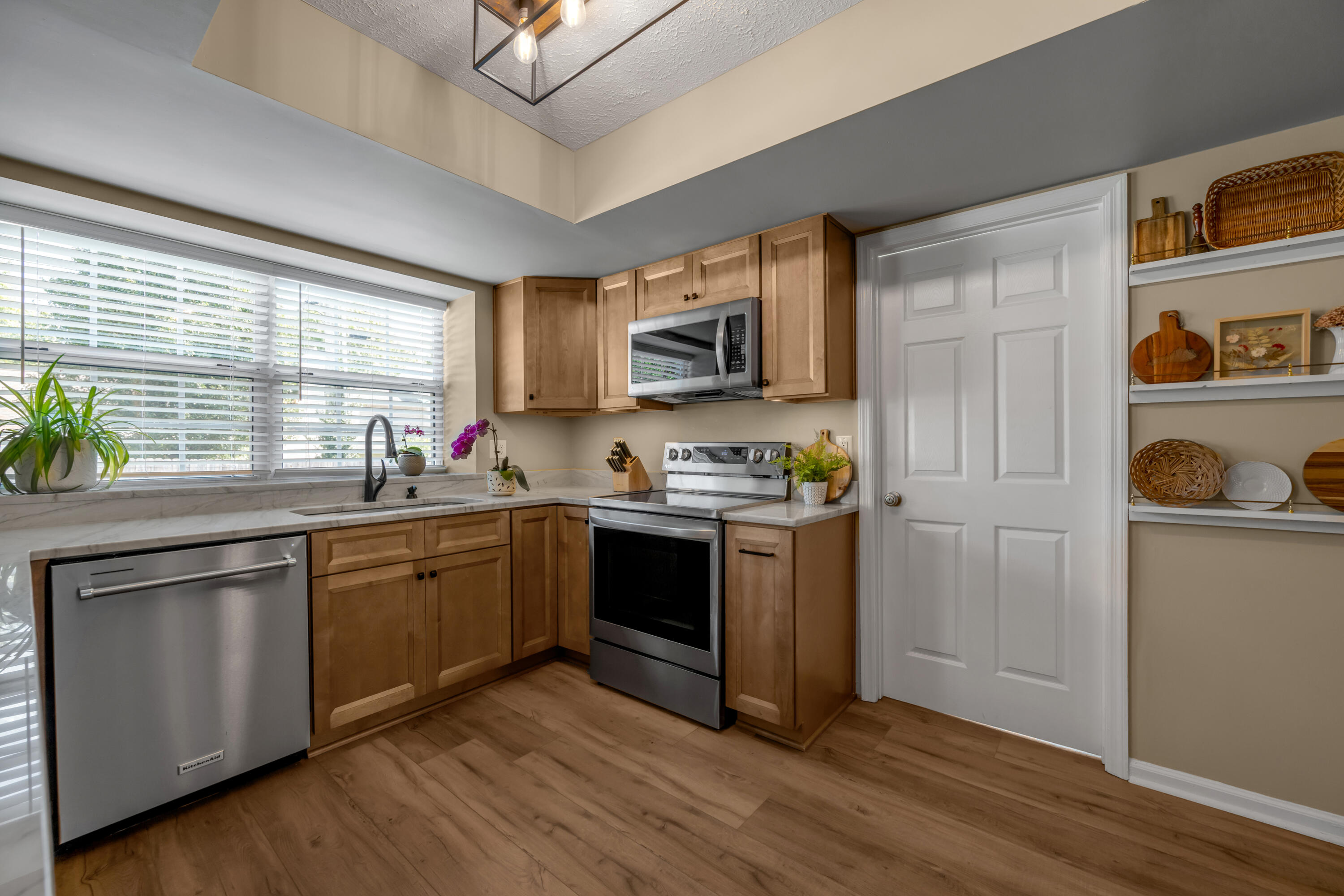 2109 Walsh Court Property Photo 24