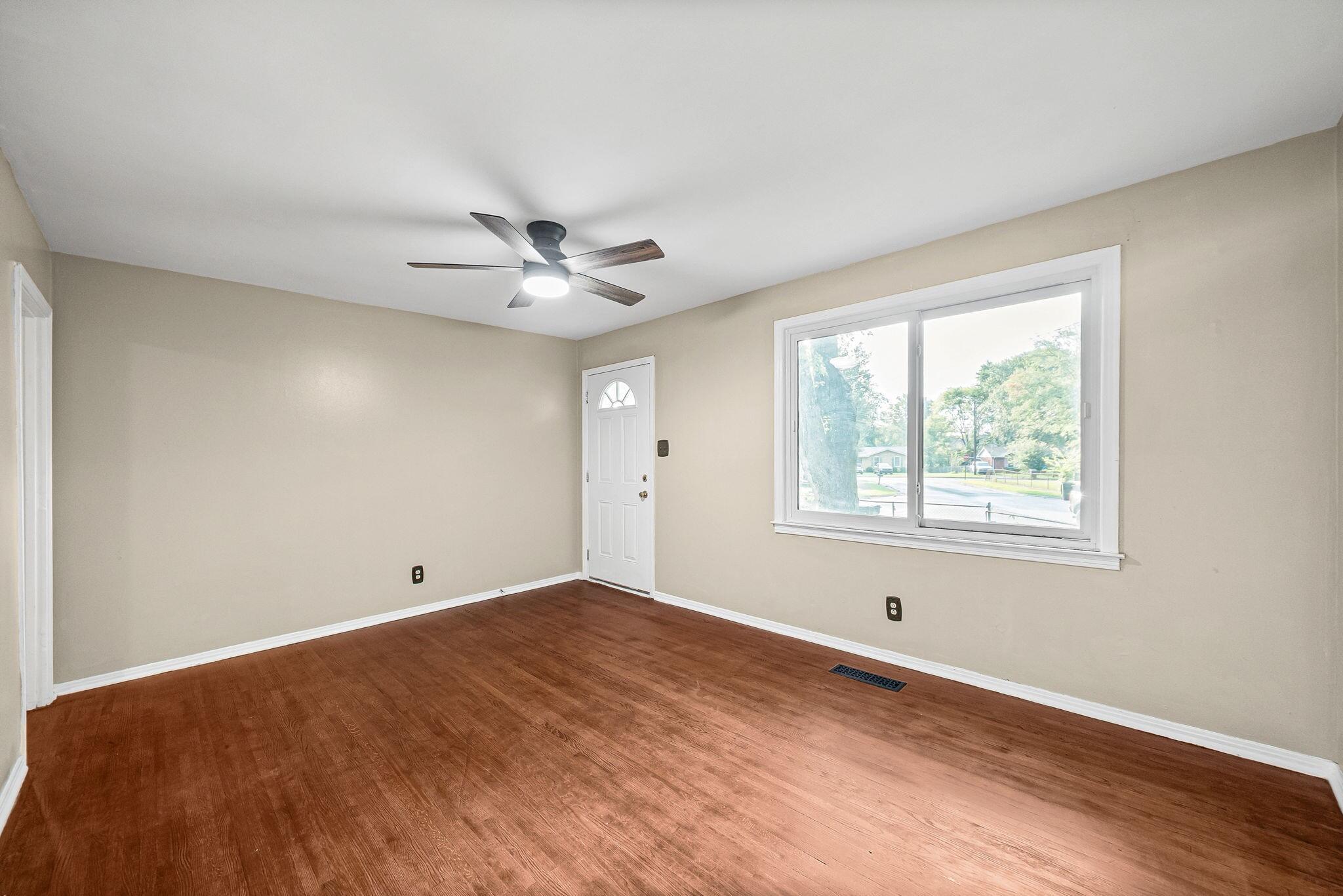 1406 Arden Place Property Photo 6